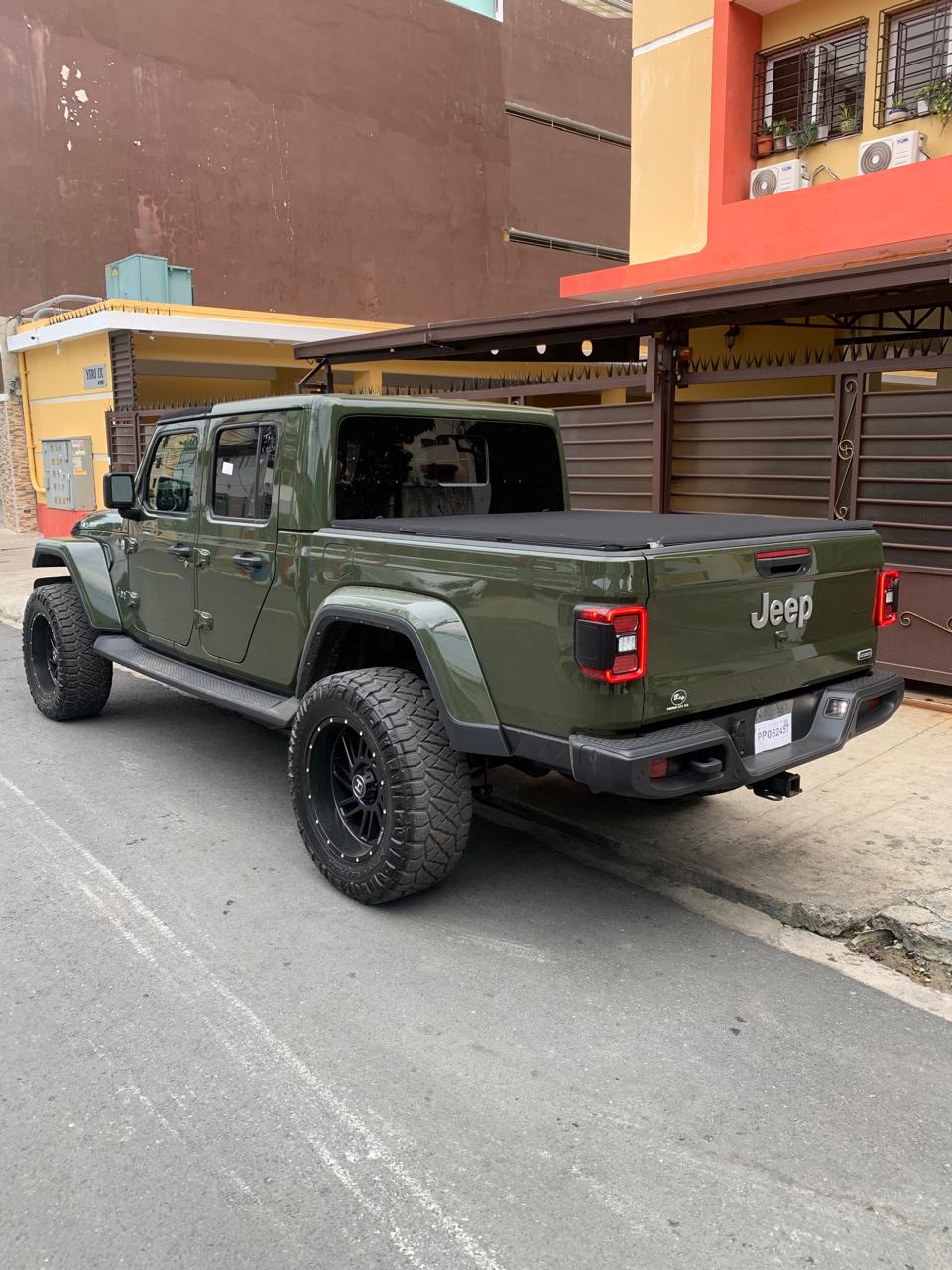 Jeep Gladiator Overland año 2022 US 65000 neg. Foto 7265040-4.jpg
