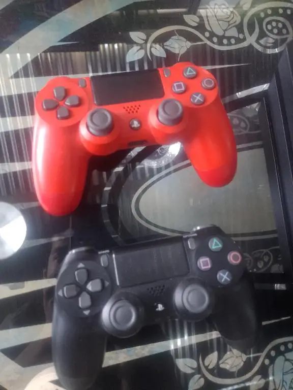 PS4 Pro 1TB en Excelentes Condiciones Foto 7265181-4.jpg
