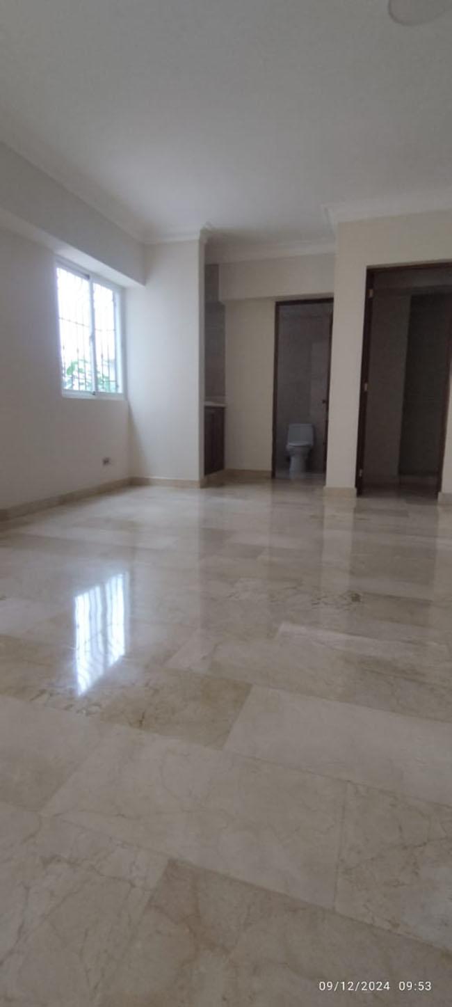 Alquilo Amplio Apartamento en El Real - Sin Intermediarios! Foto 7265208-4.jpg