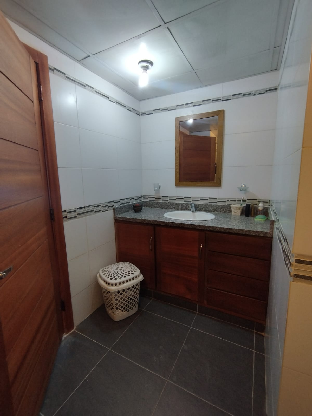 Alquilo Hermoso Departamento en La Enriquillo - Torre Moderna! Foto 7265238-5.jpg