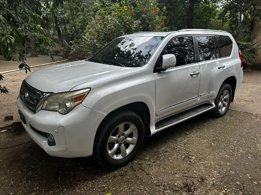 Se vende lexus GX 460 Foto 7265242-1.jpg