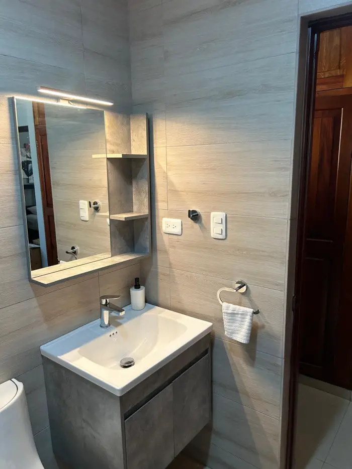 Se alquila hermoso apartamento 3 Habitaciones en el malecon  Foto 7265376-14.jpg