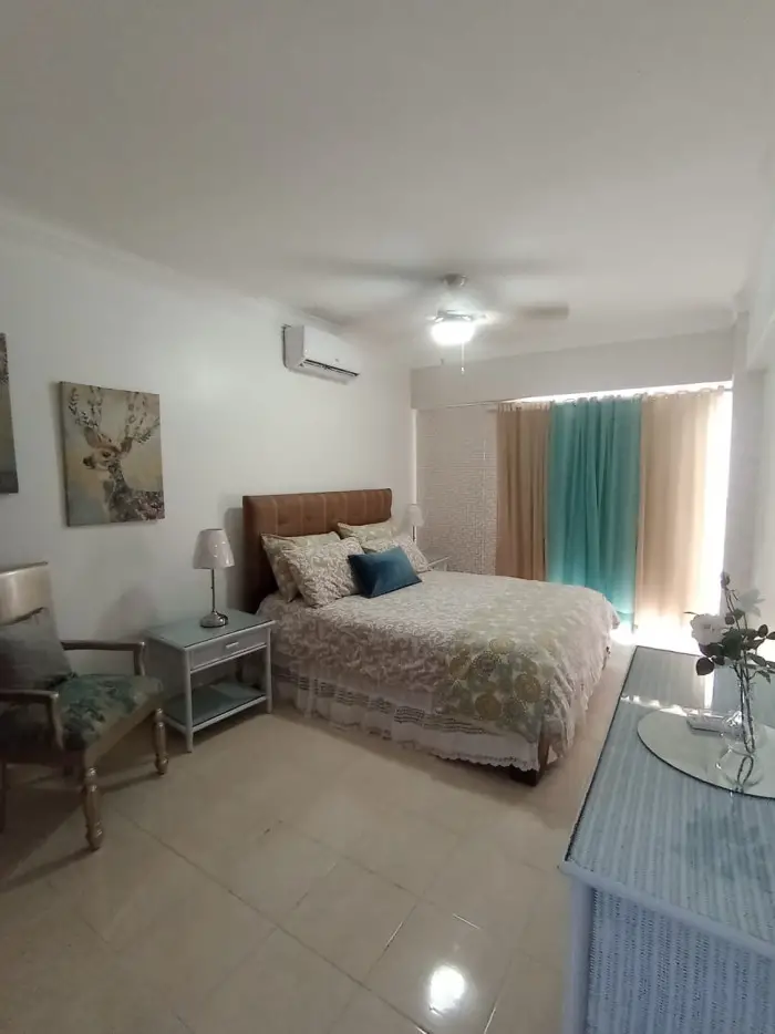 Se alquila hermoso apartamento 3 Habitaciones en el malecon  Foto 7265376-4.jpg