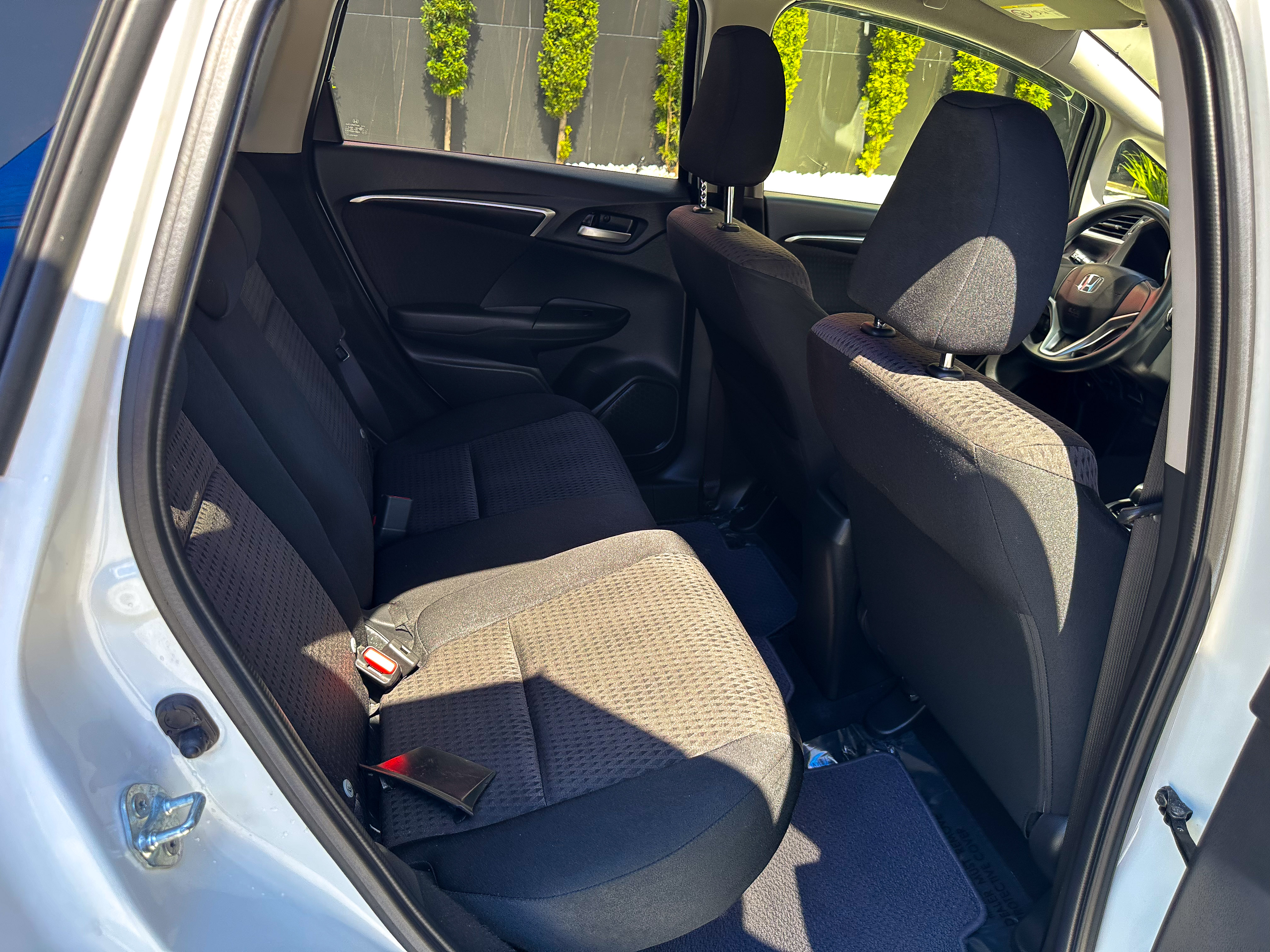 Honda fit hybrid 2019 en Santo Domingo DN Foto 7265697-9.jpg