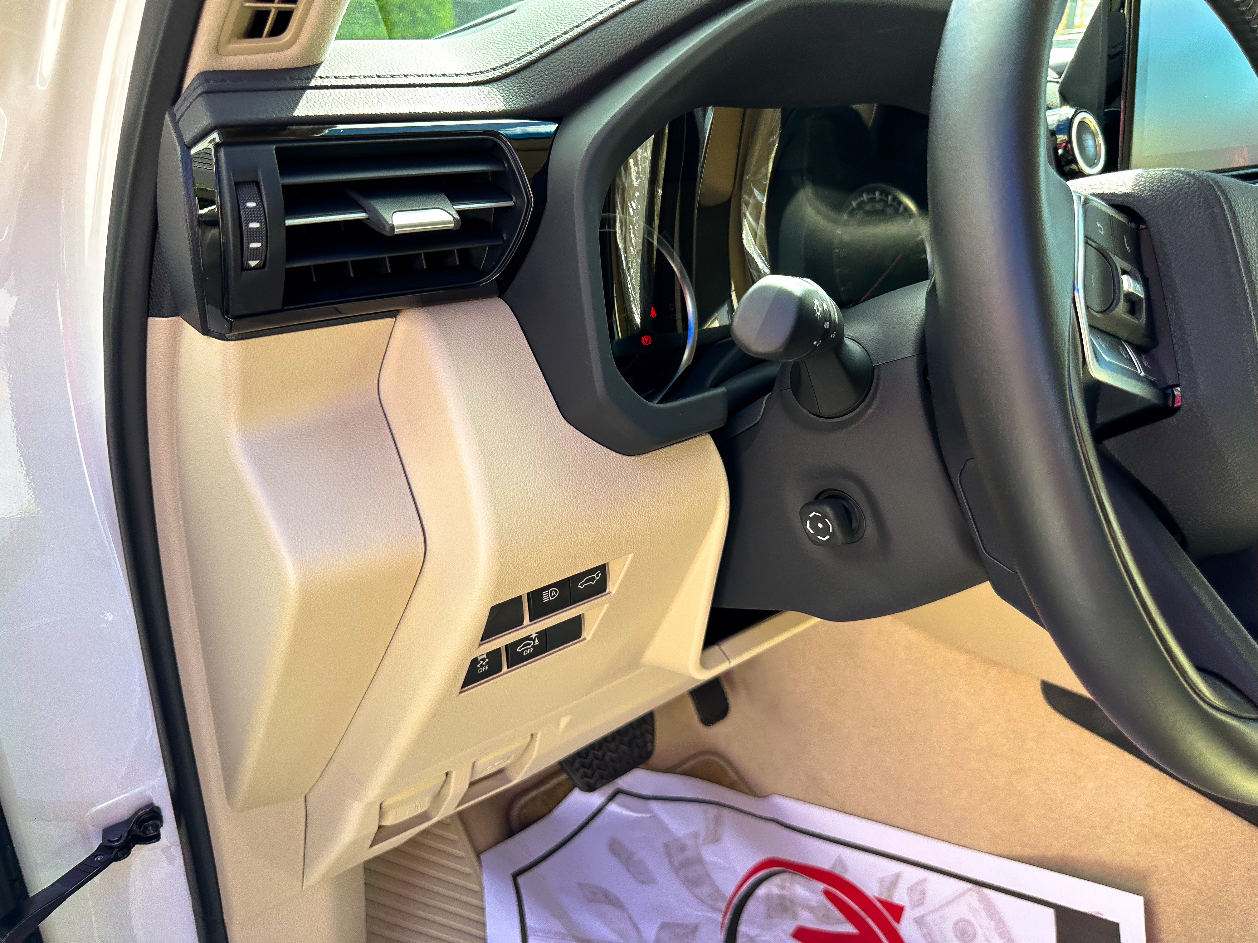 Toyota Land Cruiser Vx-r Exclusive 2024 en Santo Domingo DN Foto 7265700-13.jpg