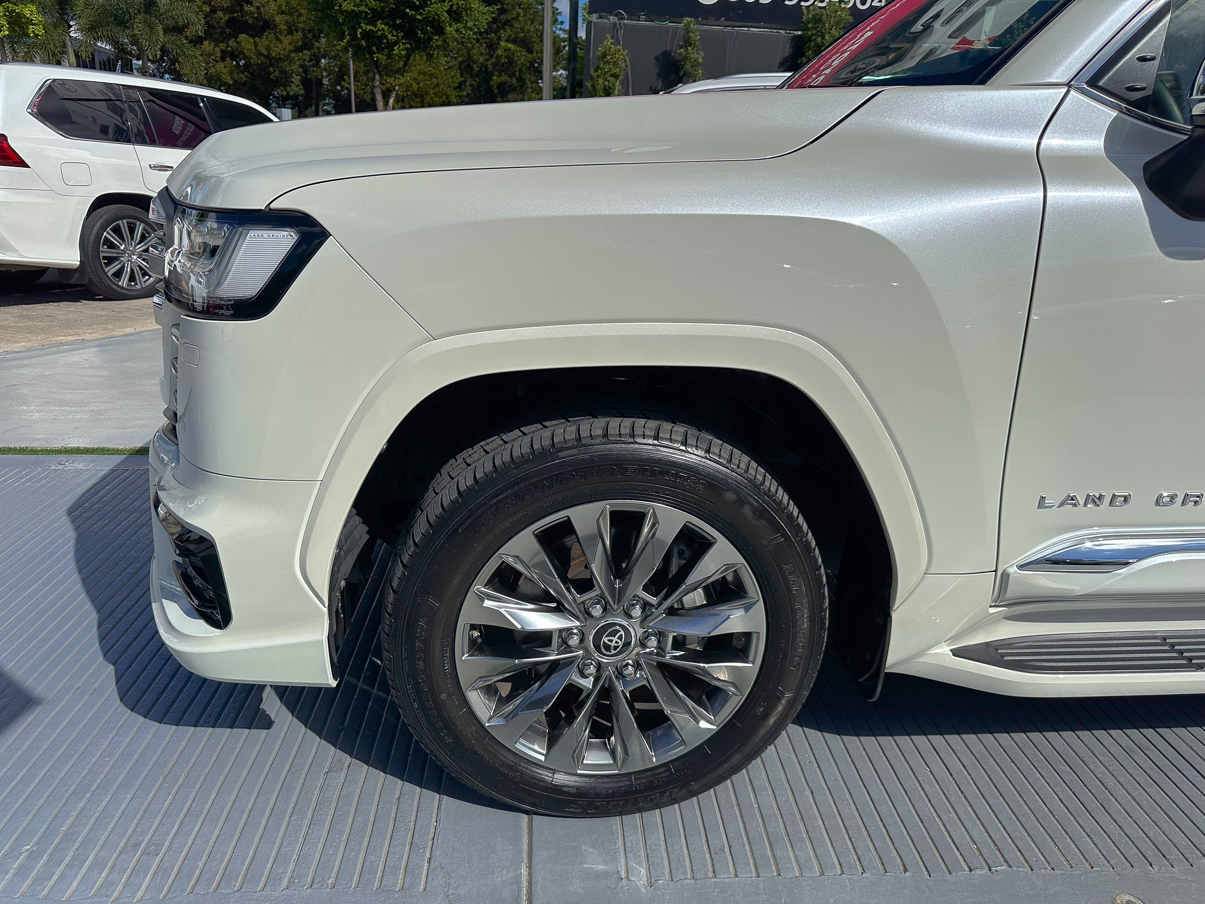 Toyota Land Cruiser Vx-r Exclusive 2024 en Santo Domingo DN Foto 7265700-5.jpg