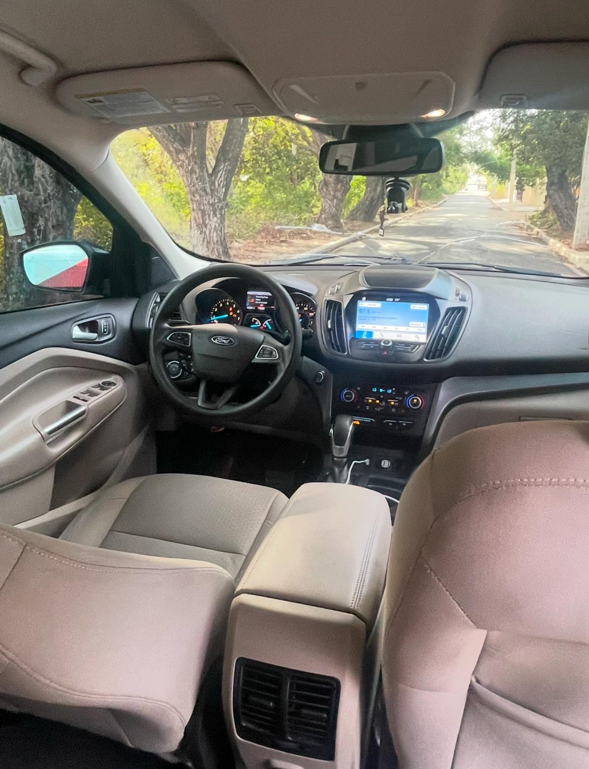 Ford Escape SE 4WD 2019 clean carfax en Peravia Foto 7265717-8.jpg