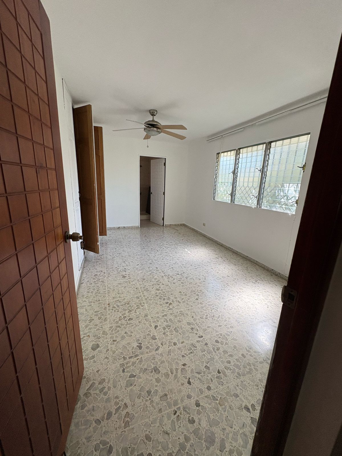 Casa en alquiler en Urbanización Fernandez de 4 habitaciones  Foto 7265723-9.jpg