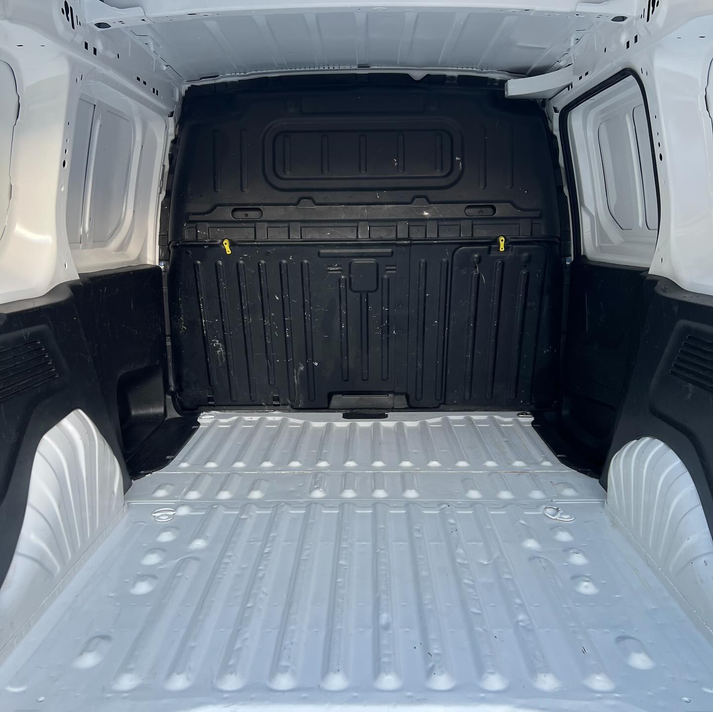 Citroen Berlingo Carga 2021 Foto 7265735-10.jpg