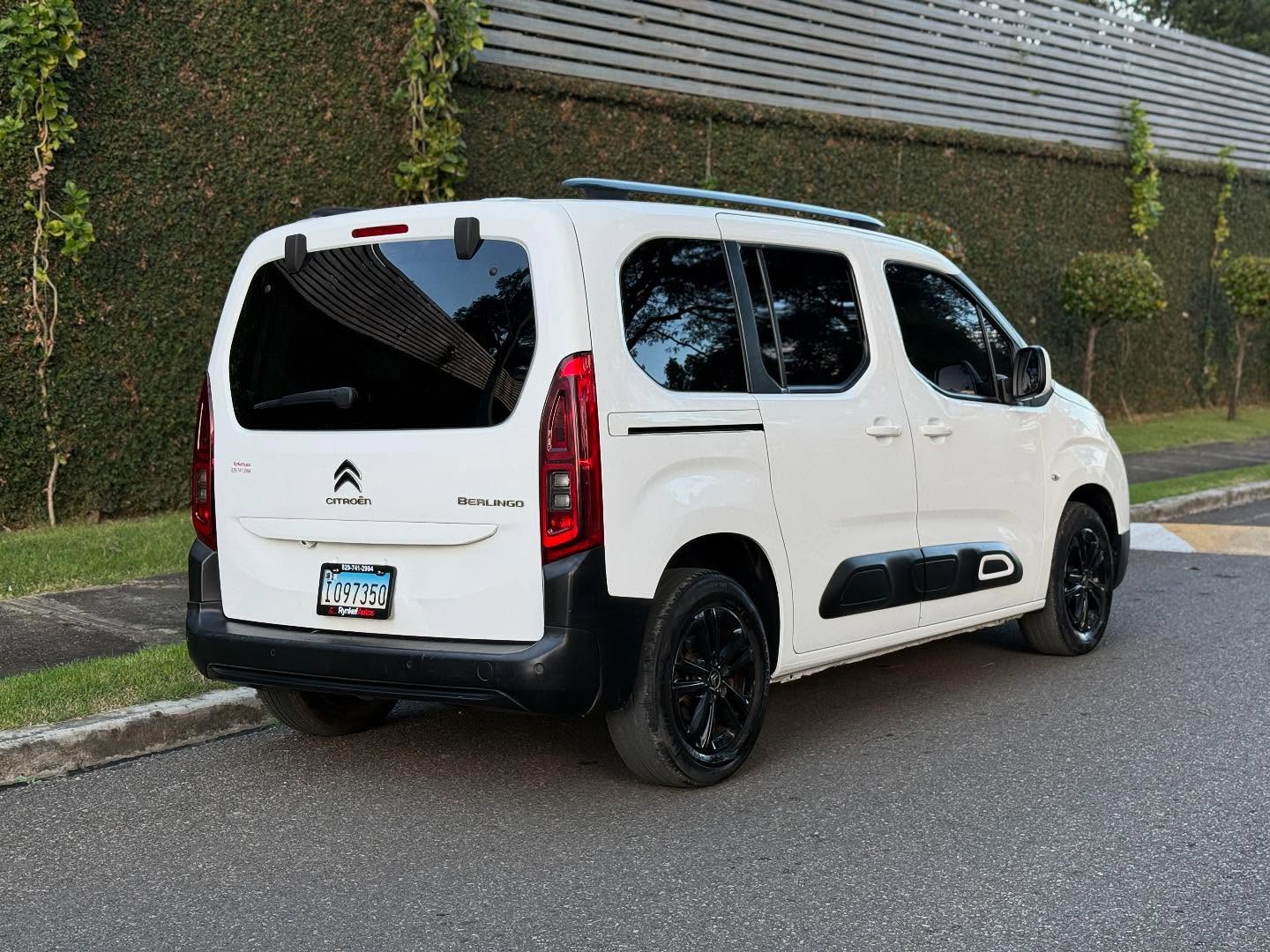 Citroen Berlingo Familiar 2021 Foto 7265736-5.jpg