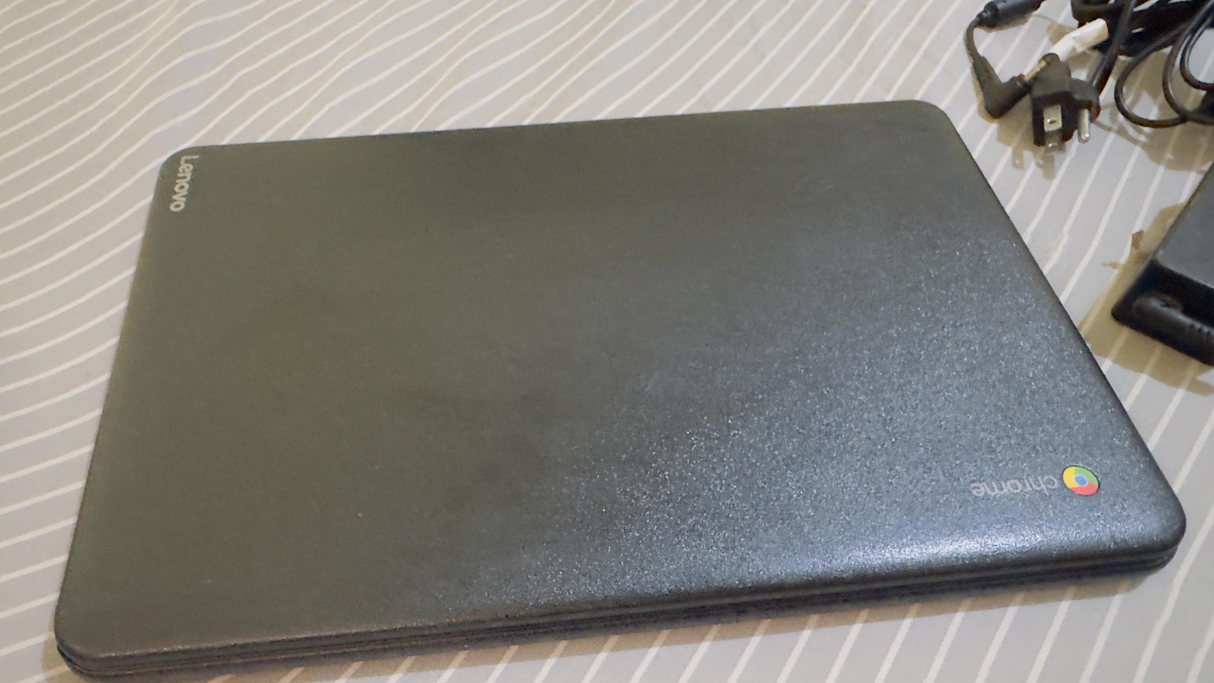 LAPTOP LENOVO 14 PULGADAS GOOGLECHROME Foto 7265799-2.jpg