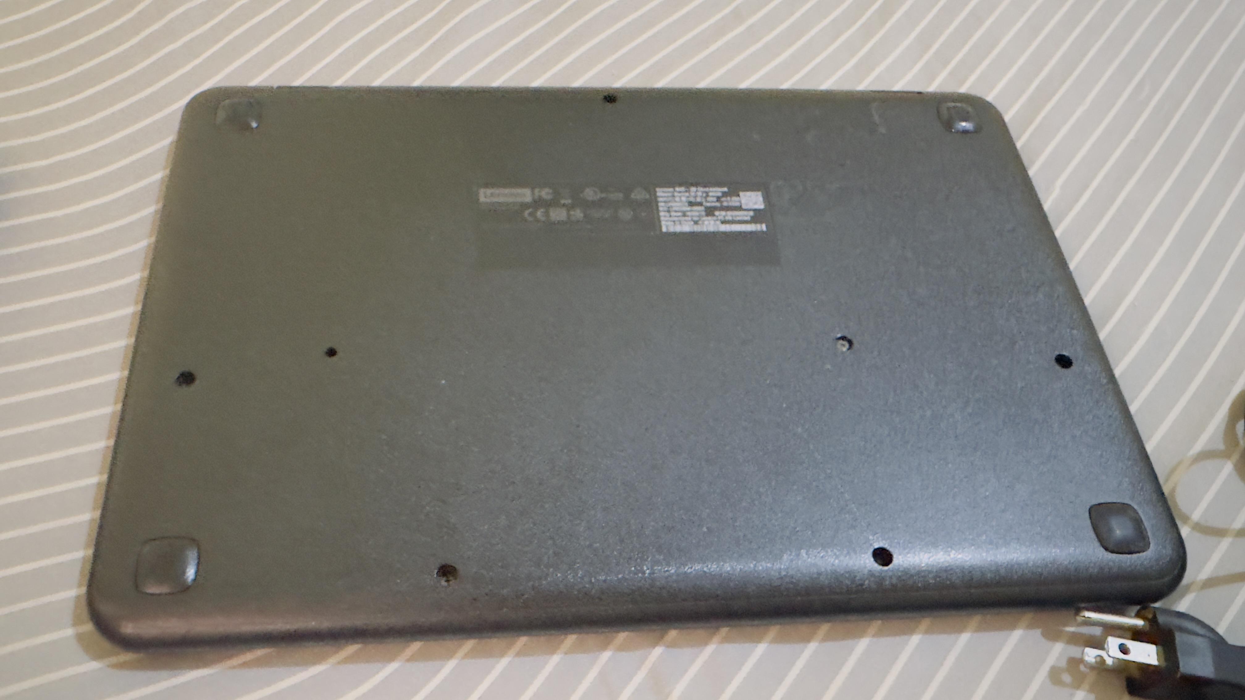 LAPTOP LENOVO 14 PULGADAS GOOGLECHROME Foto 7265799-3.jpg