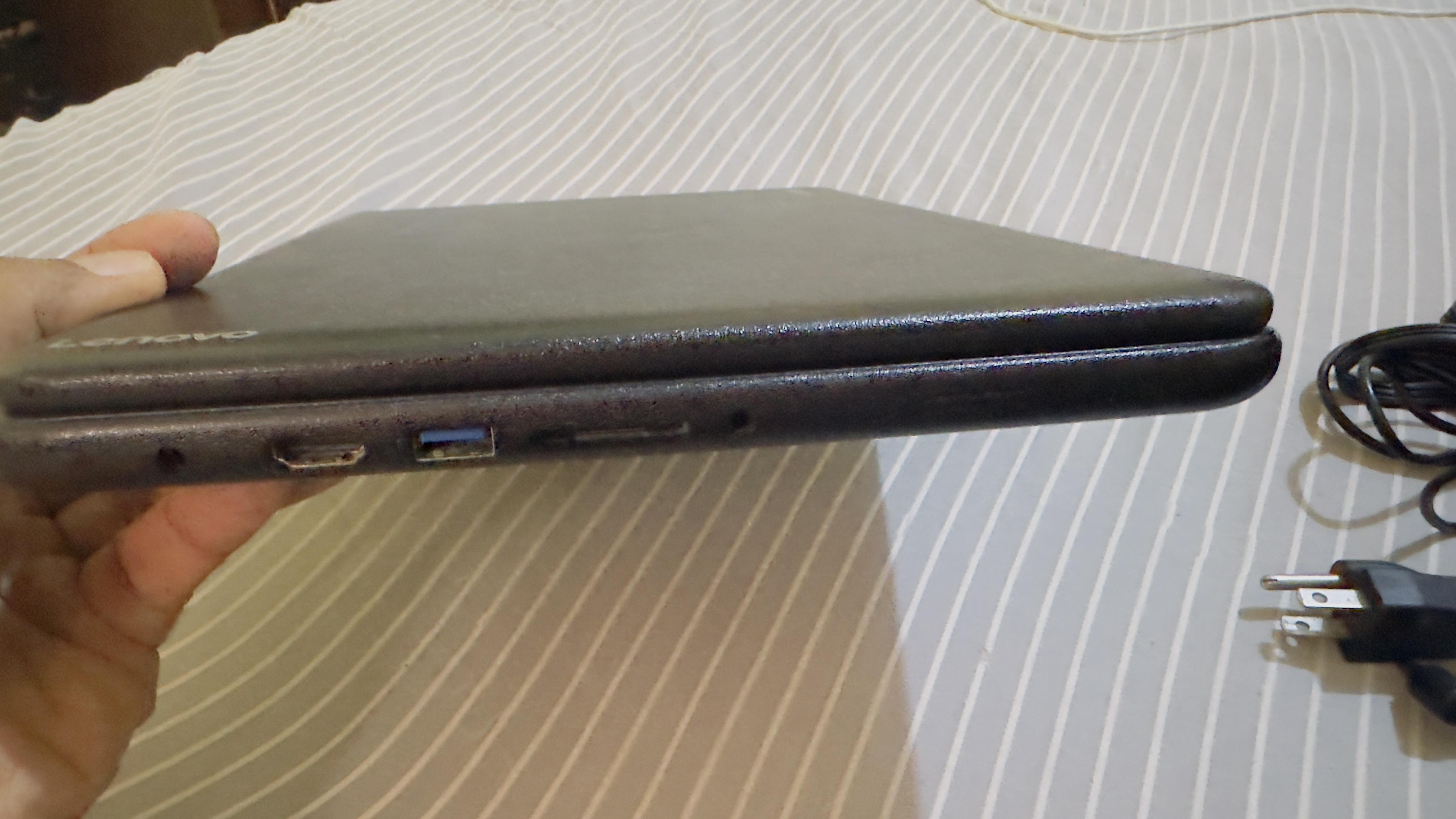 LAPTOP LENOVO 14 PULGADAS GOOGLECHROME Foto 7265799-4.jpg
