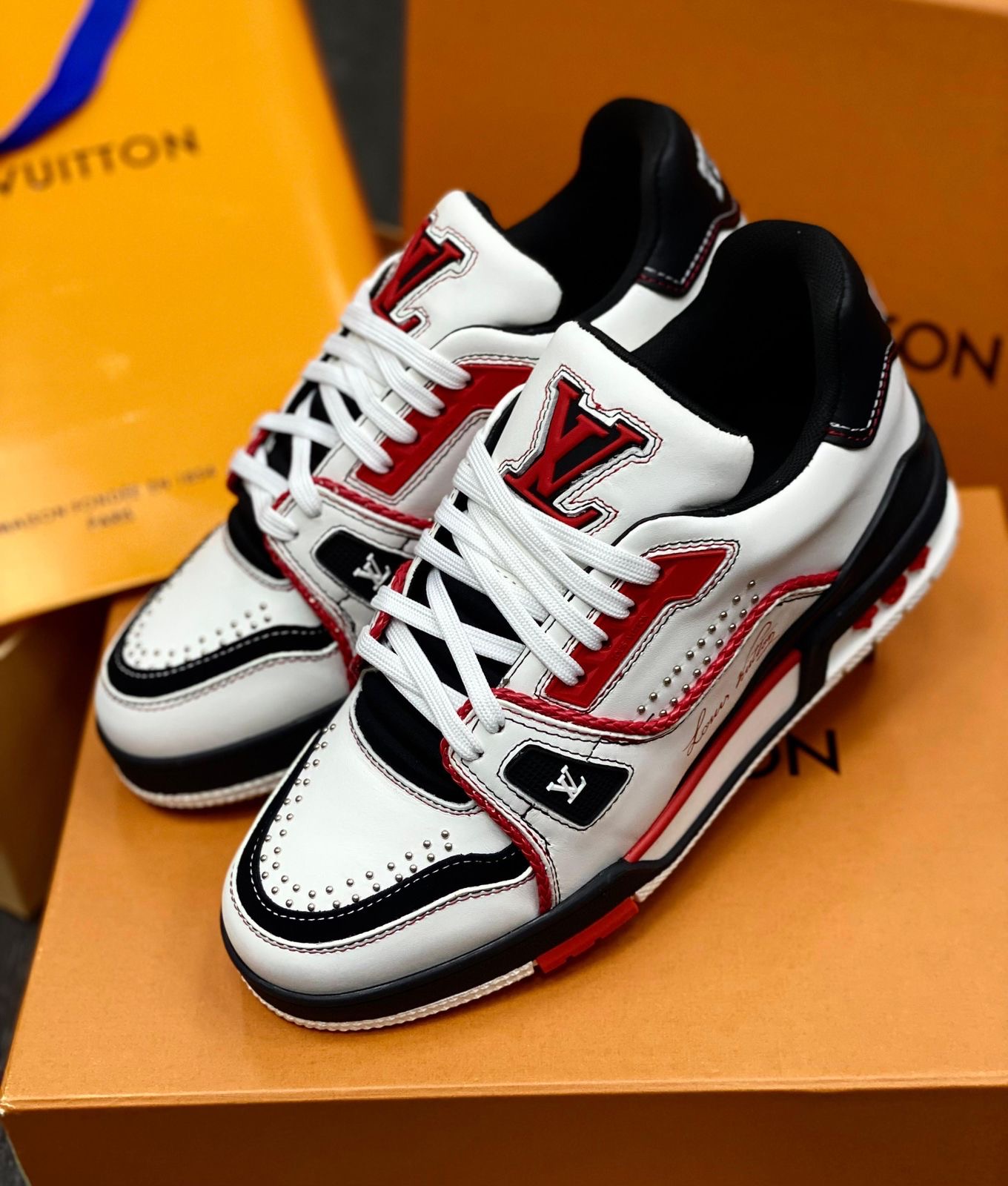 Sneakers Tenis Teni Louis Vuitton LV All Collection 2025 Foto 7265837-9.jpg