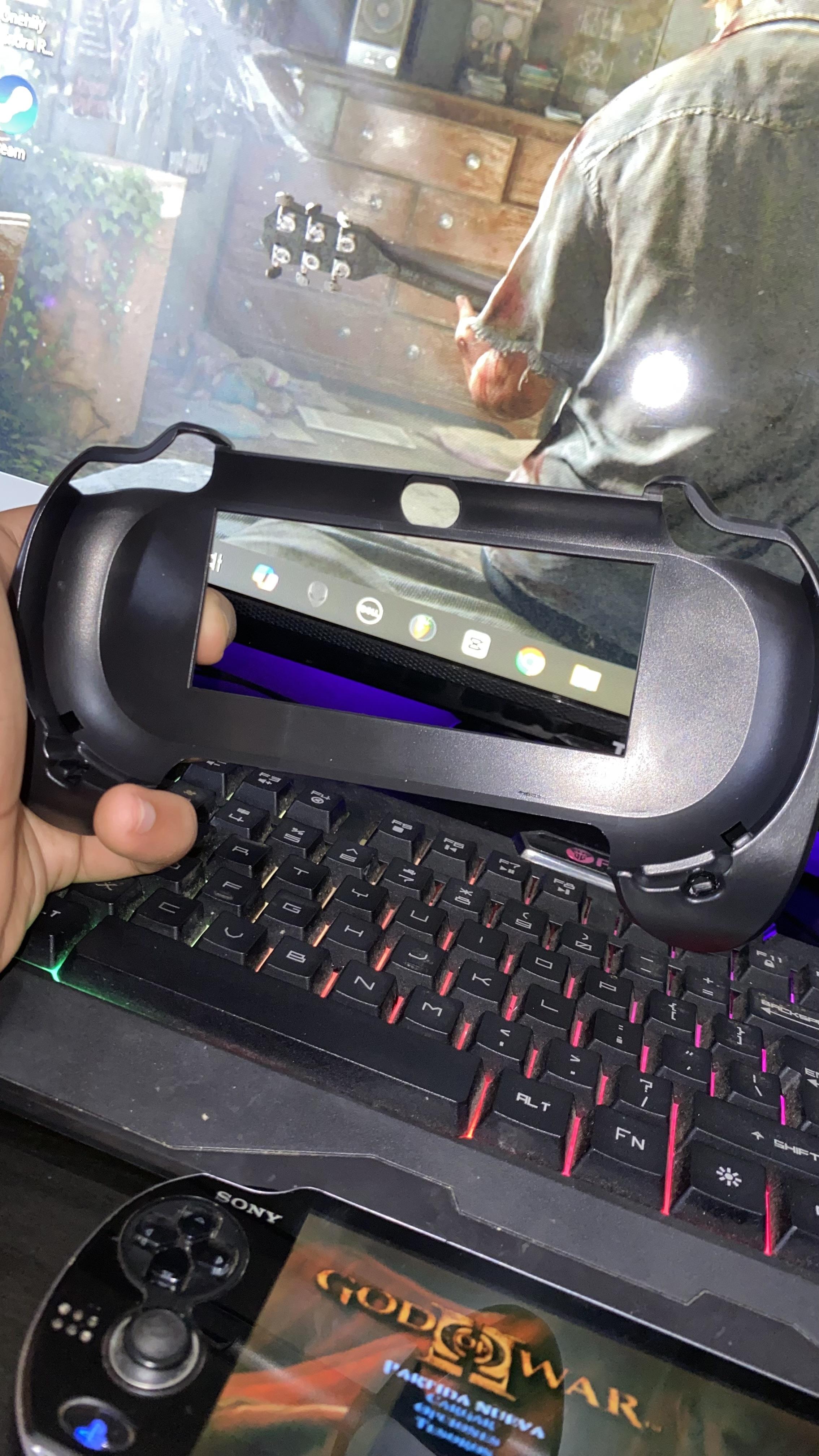 PsVita oled Hakeado con tienda y juegos Foto 7266032-6.jpg