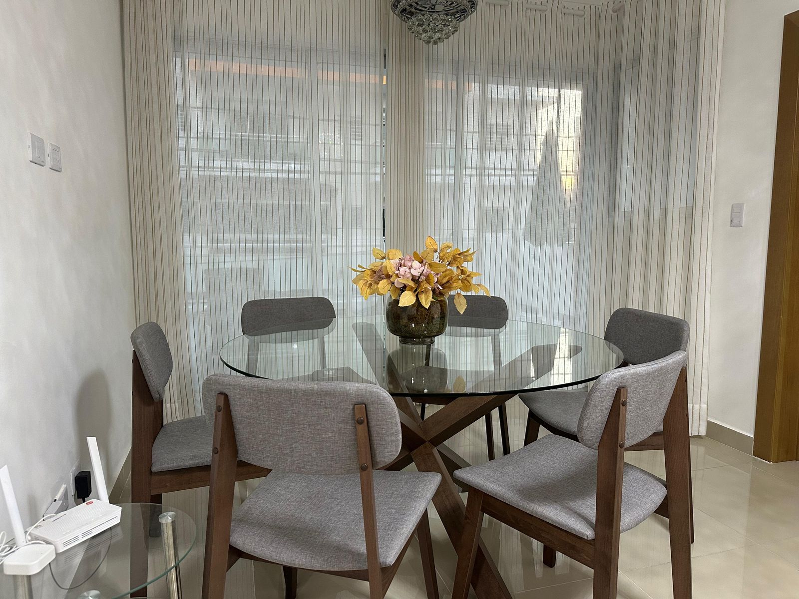 Segundo piso apartamento 145 m2  3 hab 3 baños 2 parqueos avenida inde Foto 7266047-2.jpg