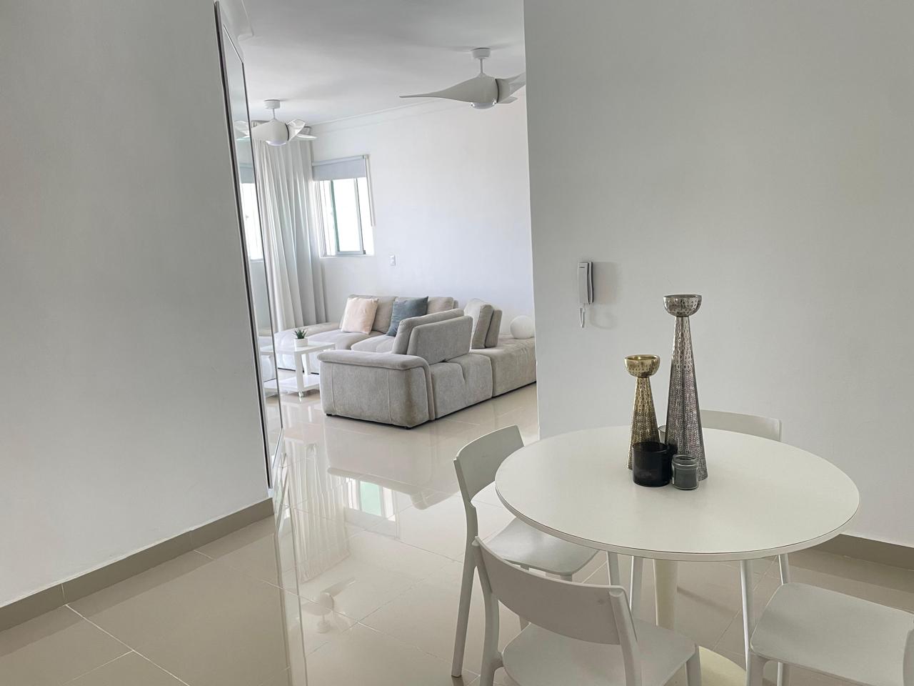 Segundo piso apartamento 145 m2  3 hab 3 baños 2 parqueos avenida inde Foto 7266047-9.jpg