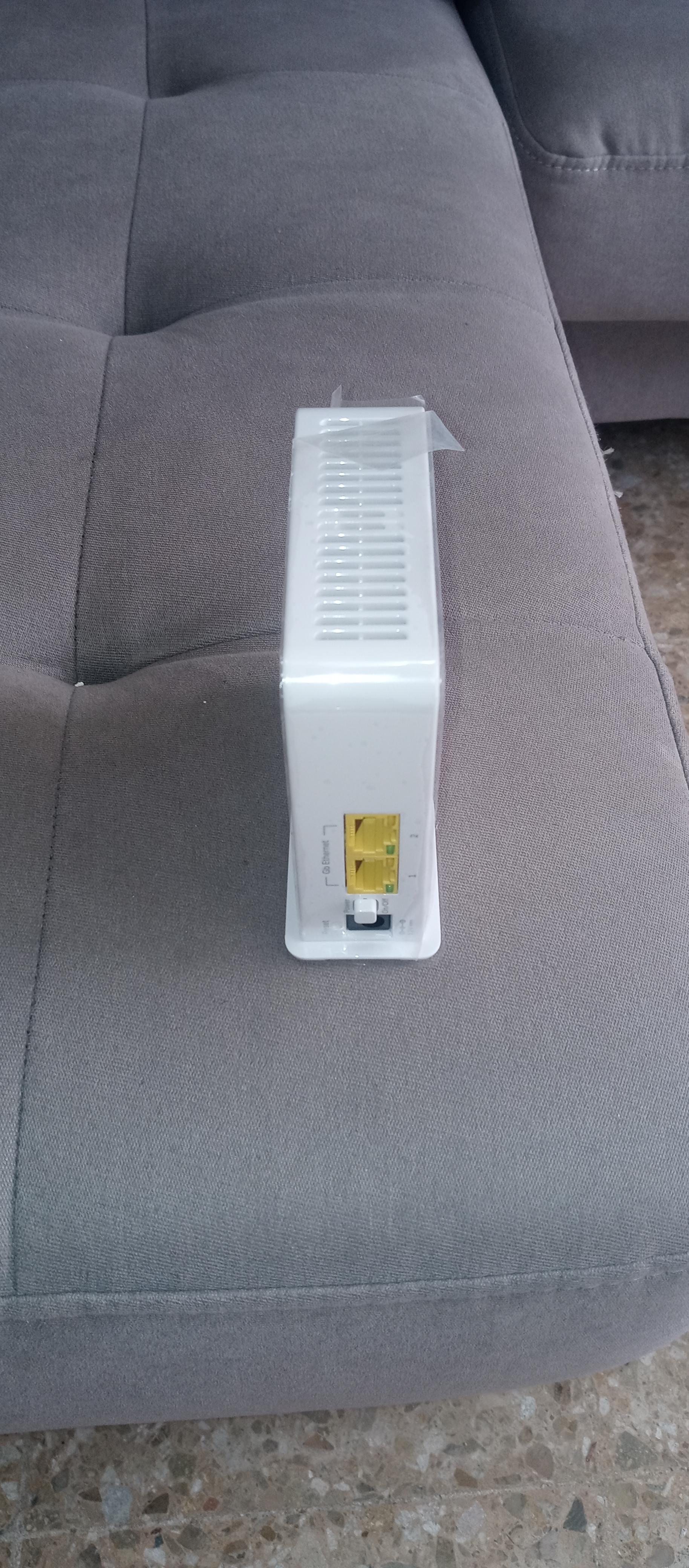 Punto de acceso inalámbrico WAP Wi-Fi Smart 5GHz 2500 Mbps ALTICE  Foto 7266115-2.jpg