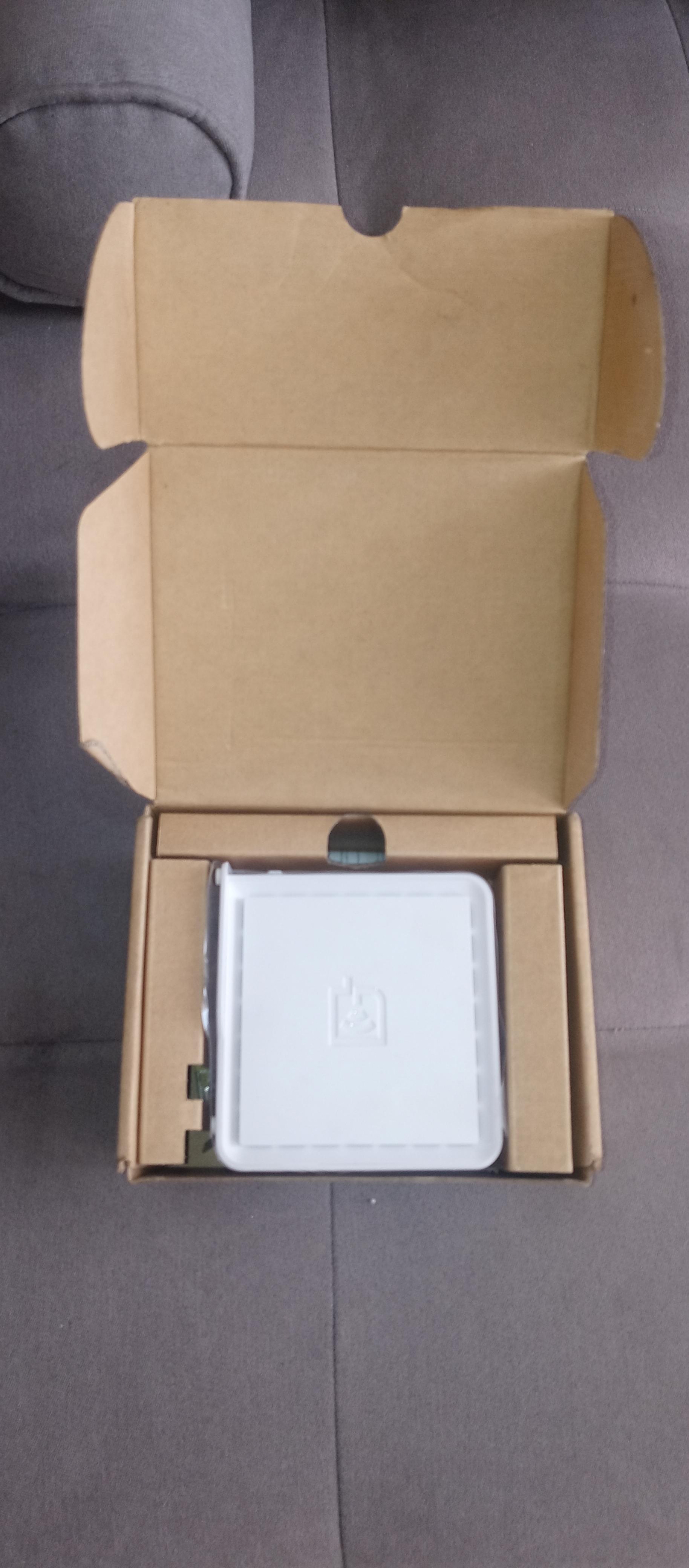 Punto de acceso inalámbrico WAP Wi-Fi Smart 5GHz 2500 Mbps ALTICE  Foto 7266115-3.jpg