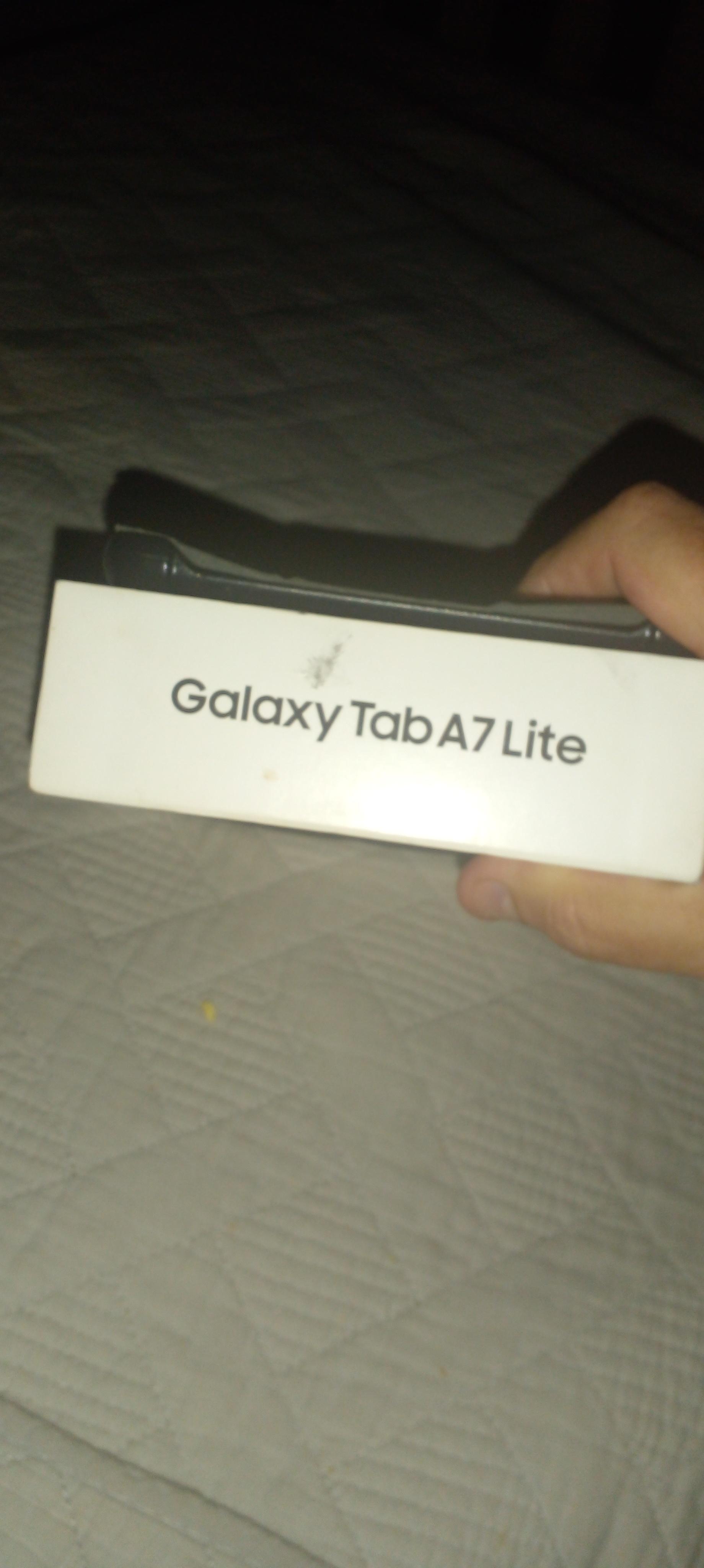Tablet Sansumg A7Lite en Caja  Foto 7266227-5.jpg