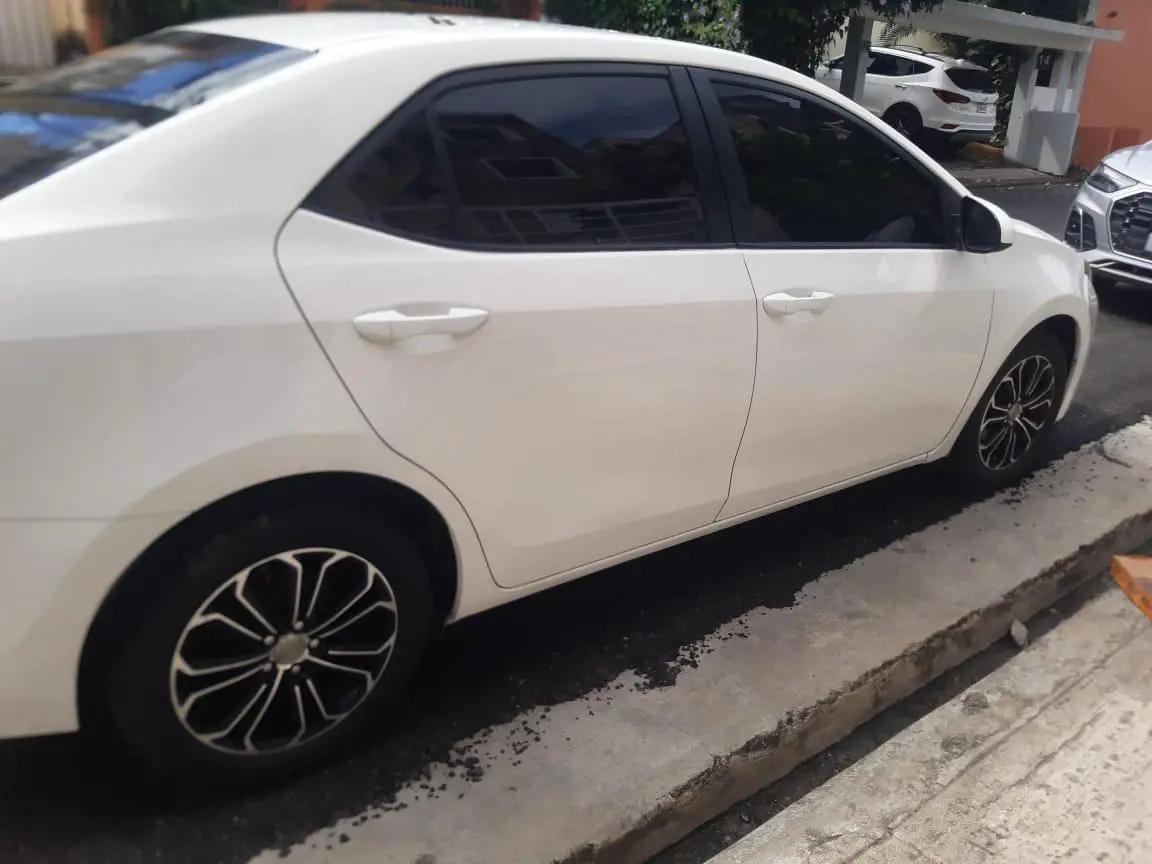 Toyota Corolla LE 2015 Foto 7266241-5.jpg