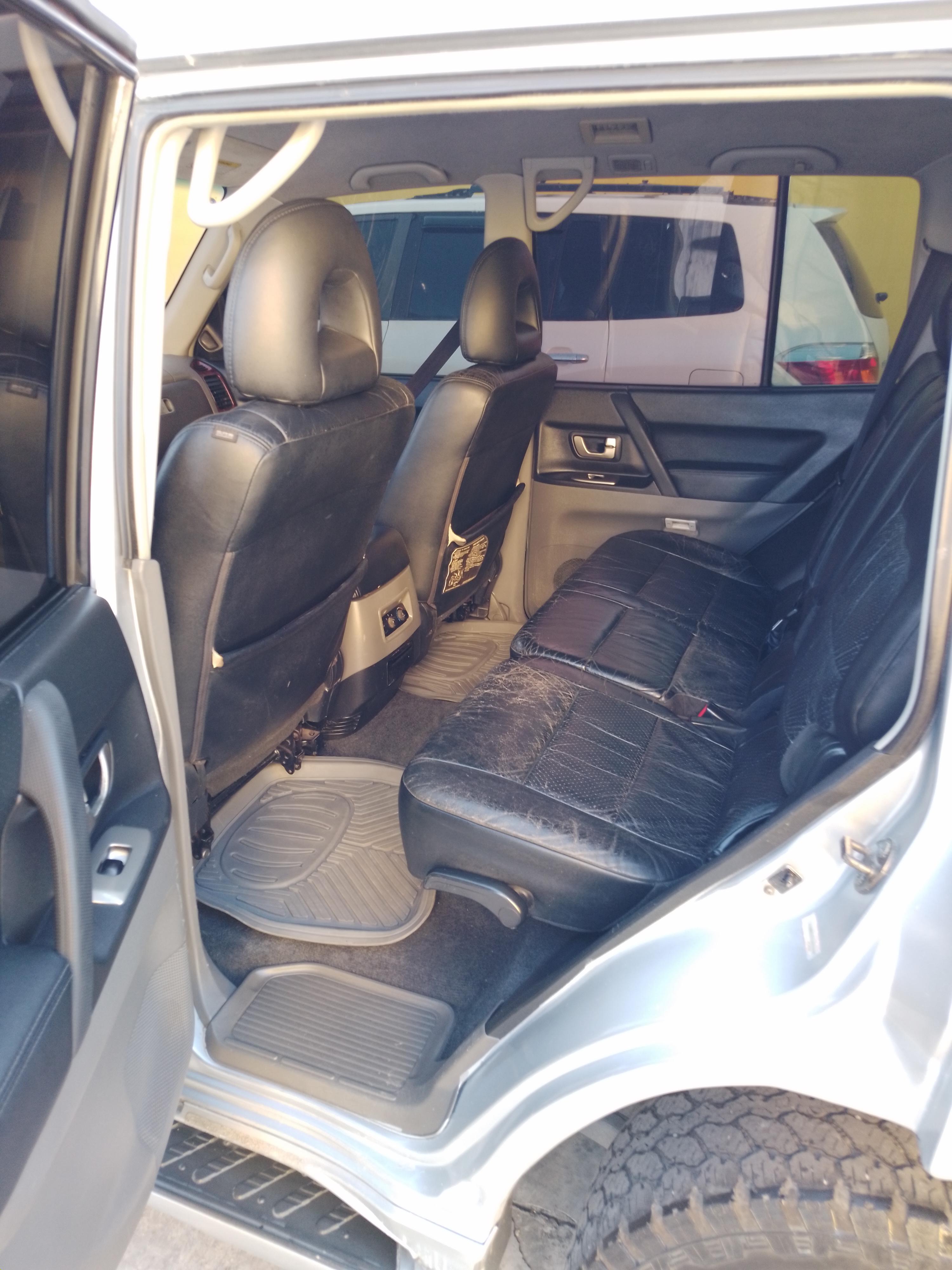 Mitsubishi Montero 2004 Limited 4x4 recibo vehículo Foto 7266326-10.jpg