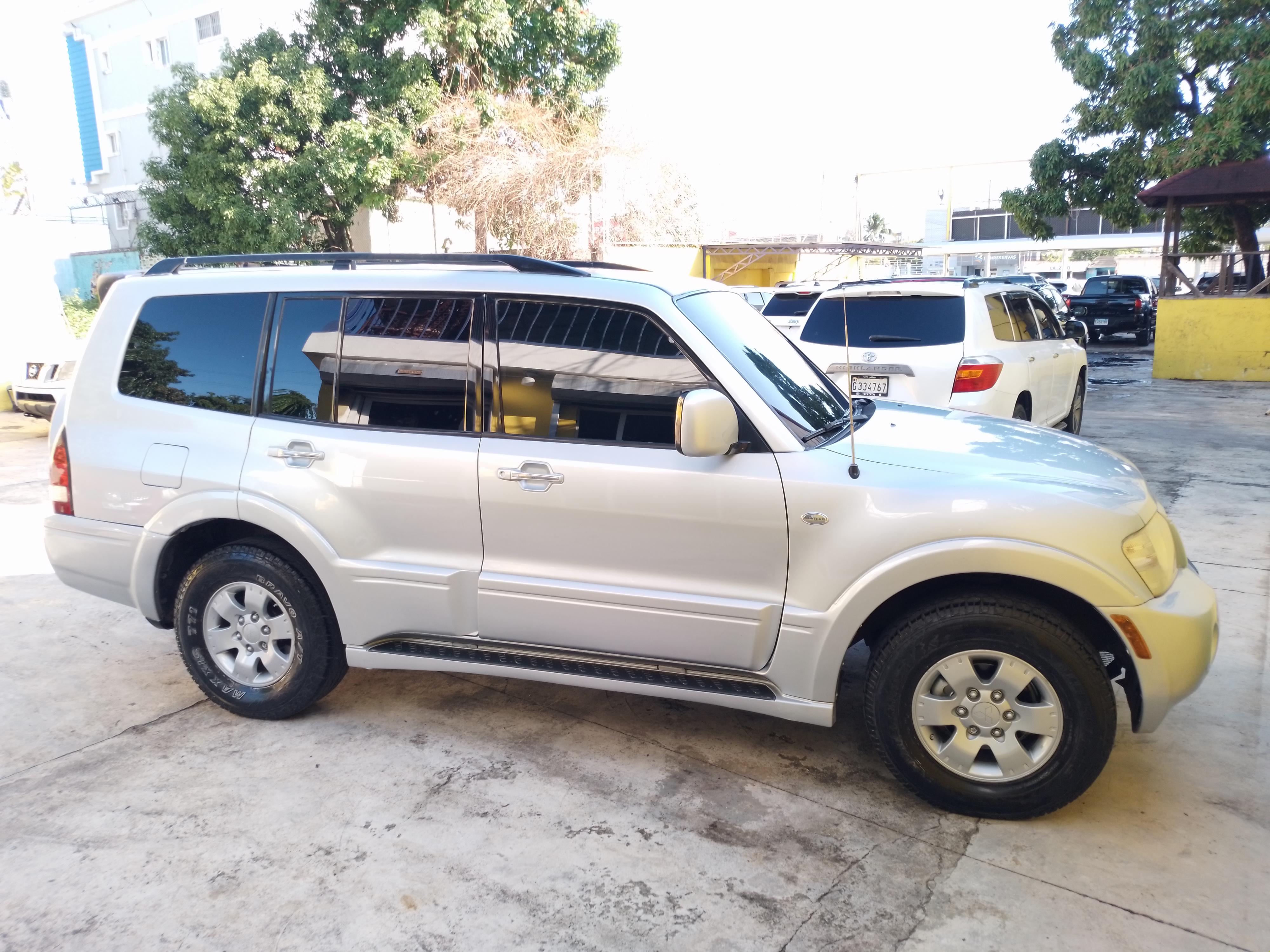 Mitsubishi Montero 2004 Limited 4x4 recibo vehículo Foto 7266326-12.jpg