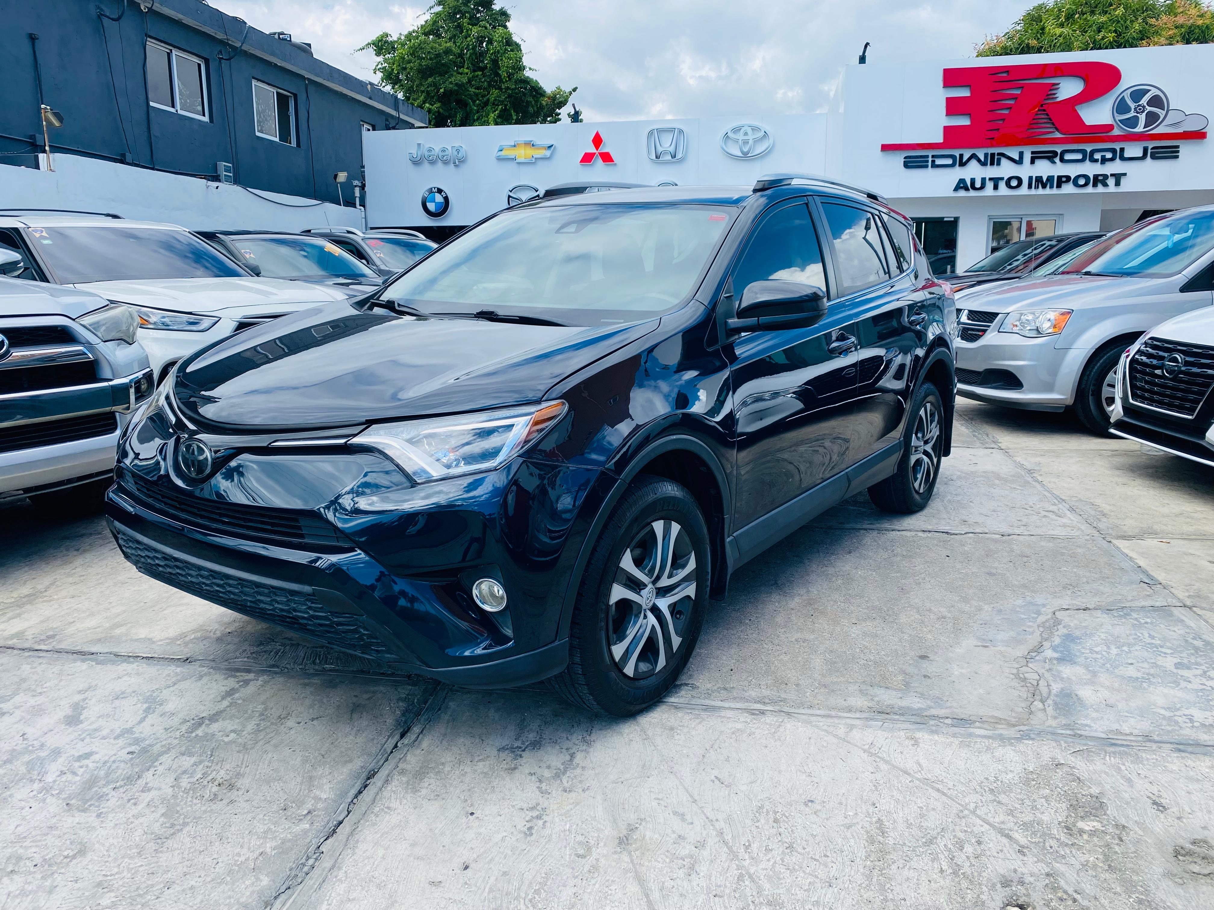 TOYOTA RAV4 LE 2018 Foto 7266383-2.jpg