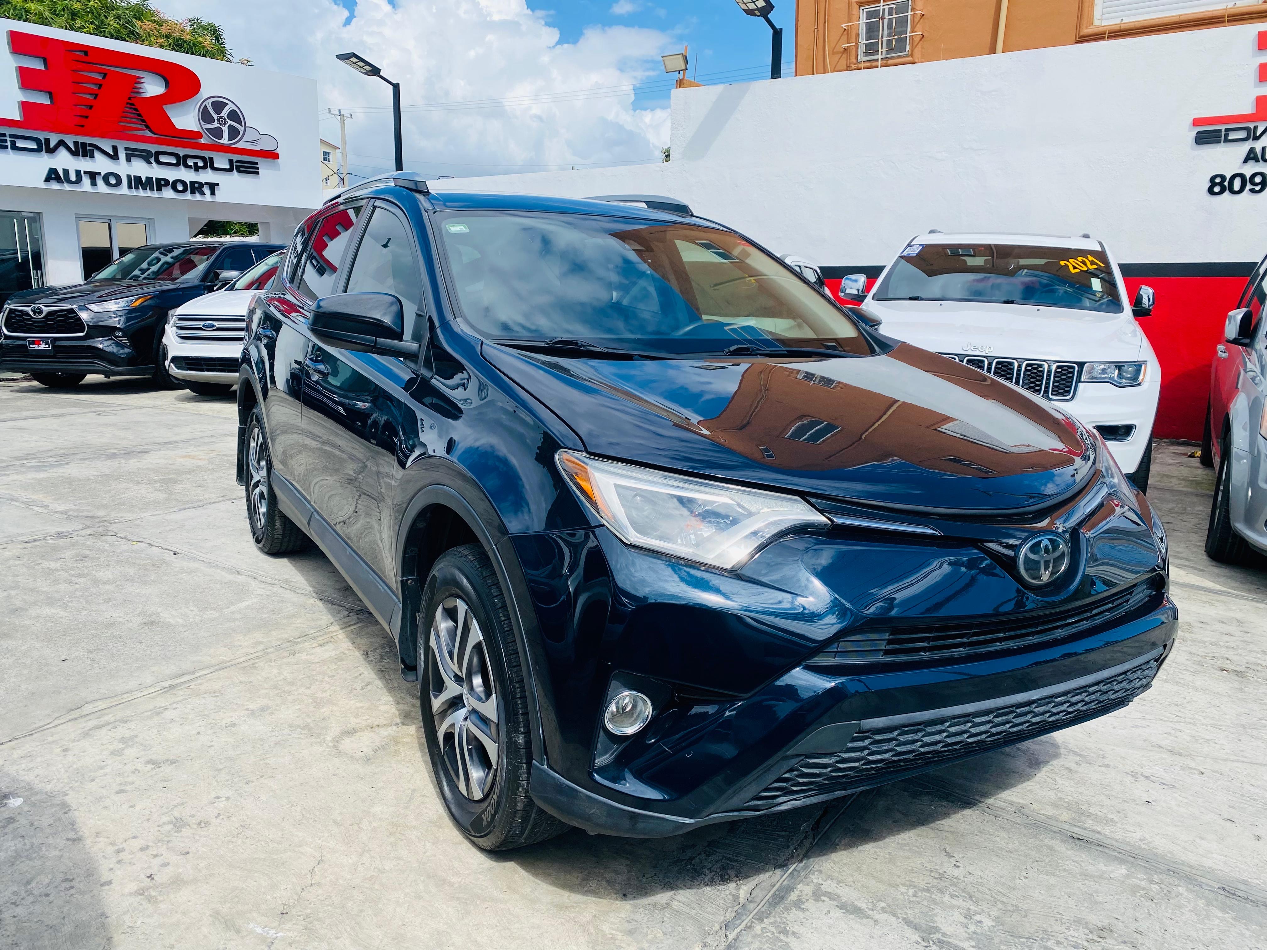 TOYOTA RAV4 LE 2018 Foto 7266383-3.jpg
