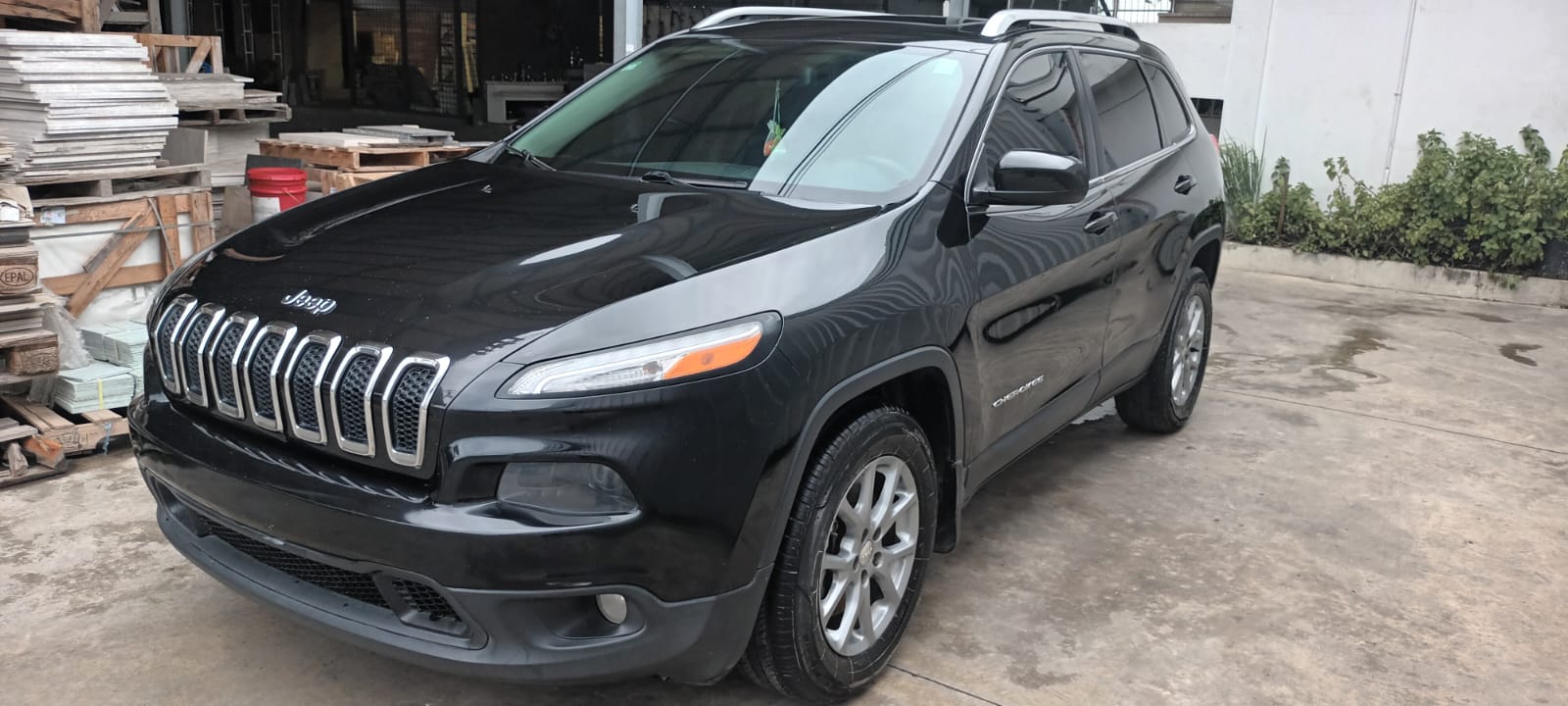 Jeep Cherokee latitud 4x4 full 2015  Foto 7266527-2.jpg