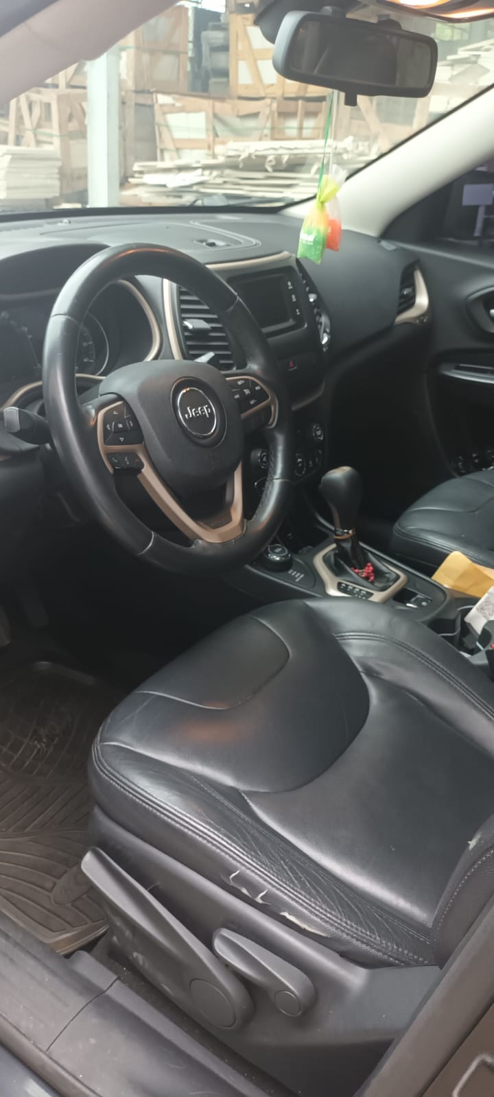 Jeep Cherokee latitud 4x4 full 2015  Foto 7266527-6.jpg