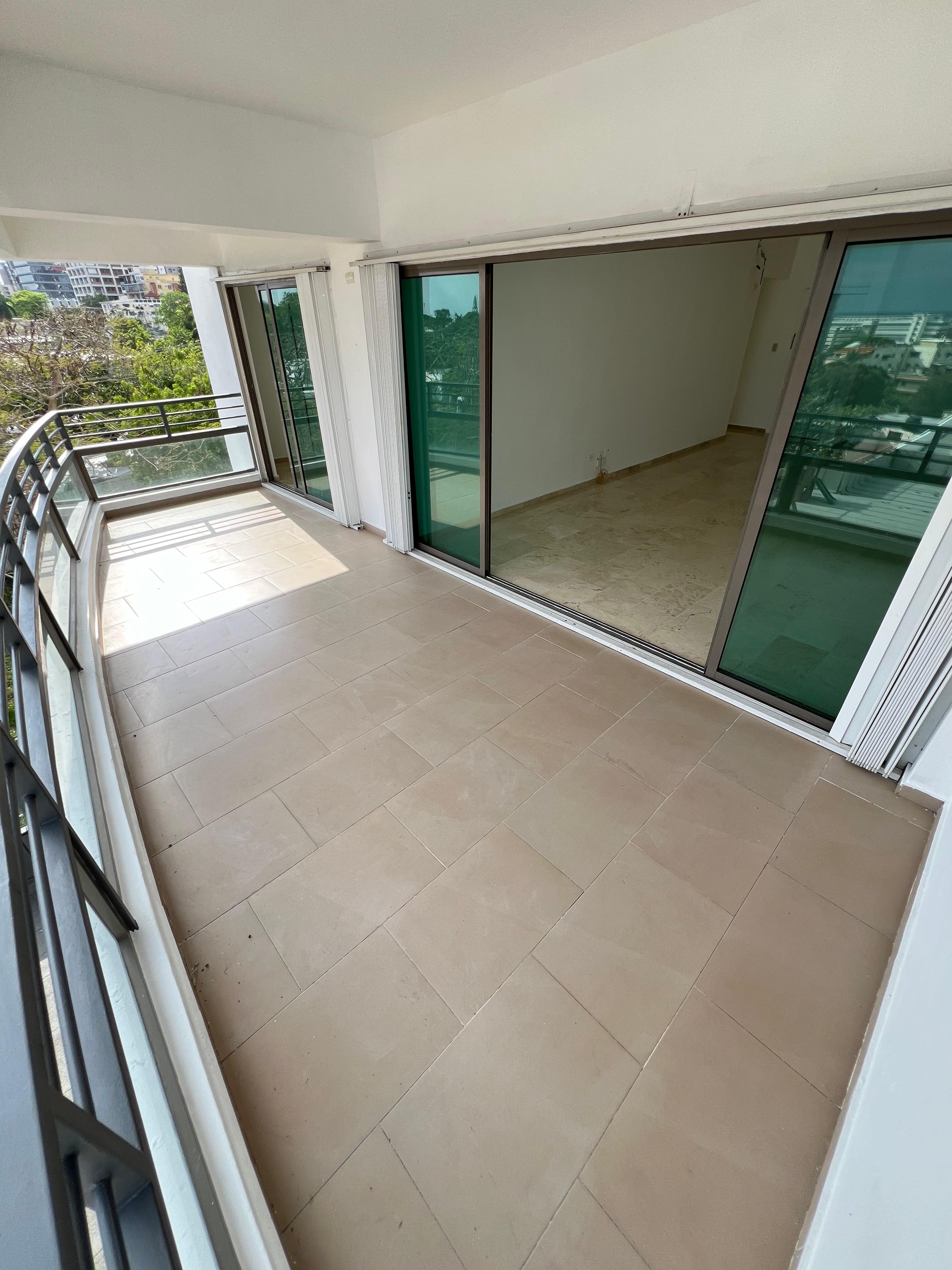 Amplio Apartamento de 2 habitaciones en Venta en La Esperilla  Foto 7266768-7.jpg