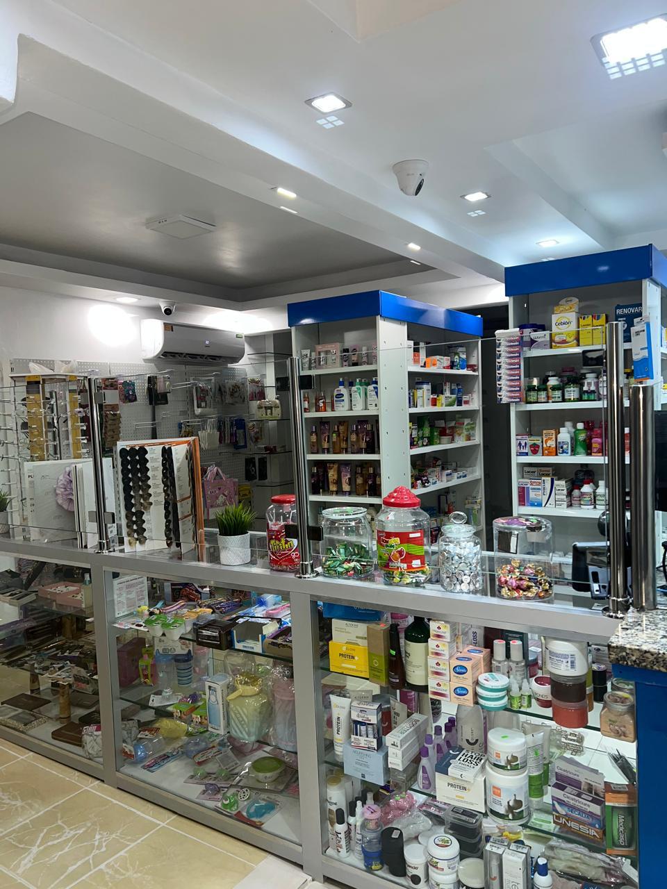 Farmacia en venta  con inventario. Negociable  Foto 7266879-4.jpg