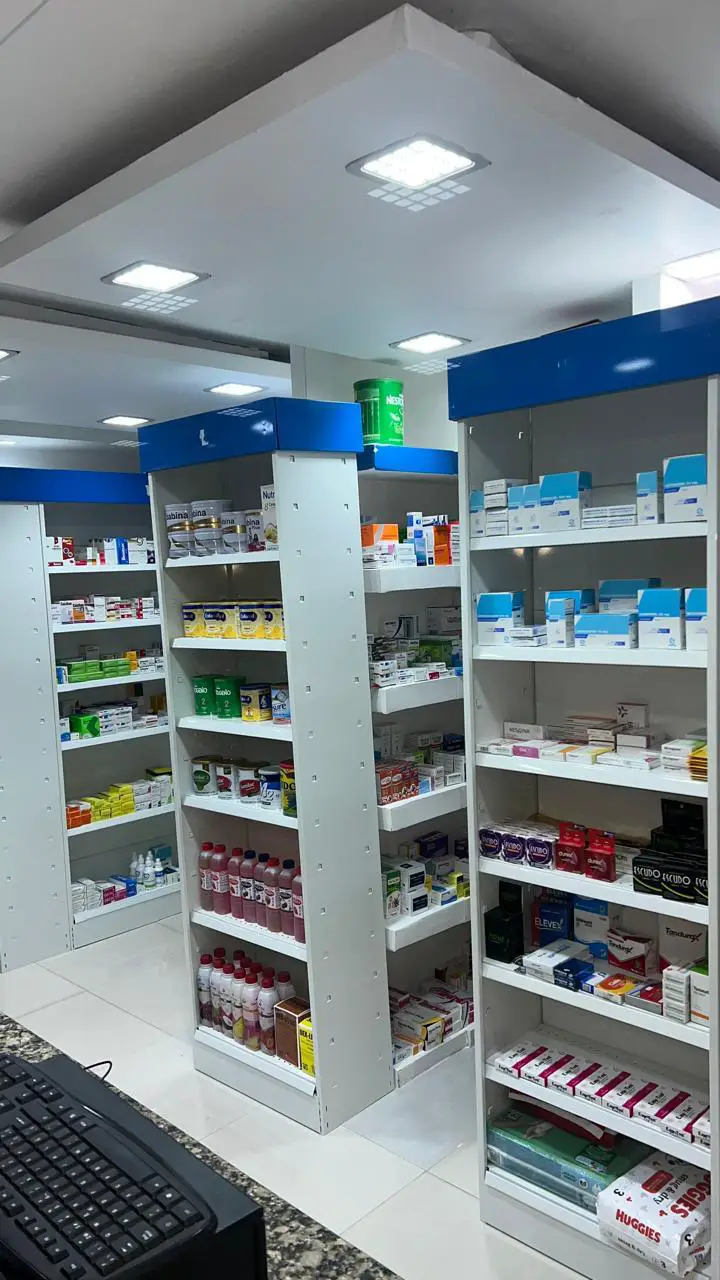 Farmacia en venta  con inventario. Negociable  Foto 7266879-5.jpg