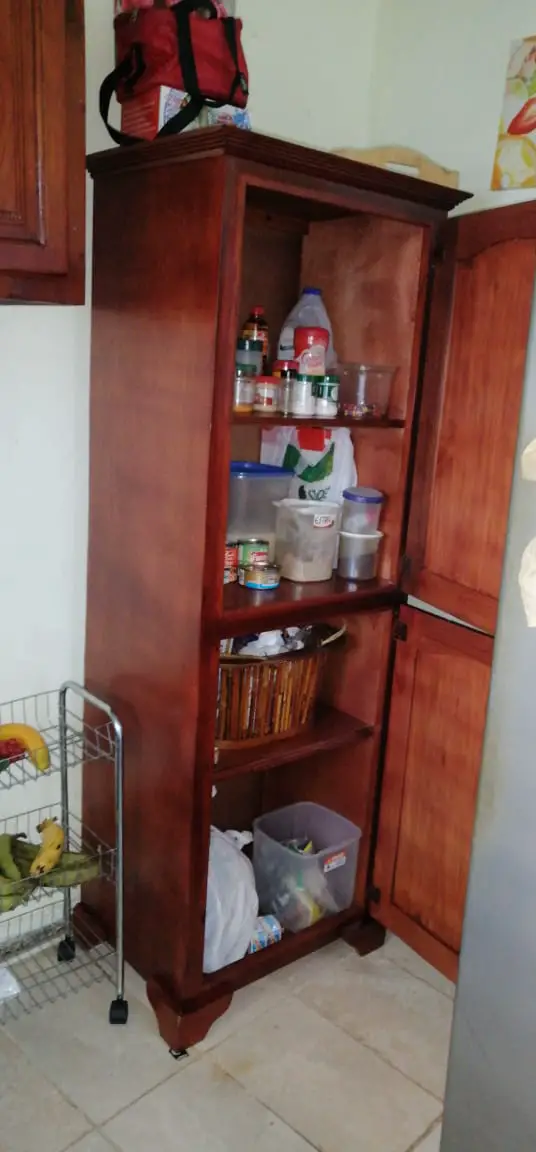 Mueble de cocina para guardar alimentos  Foto 7266892-1.jpg