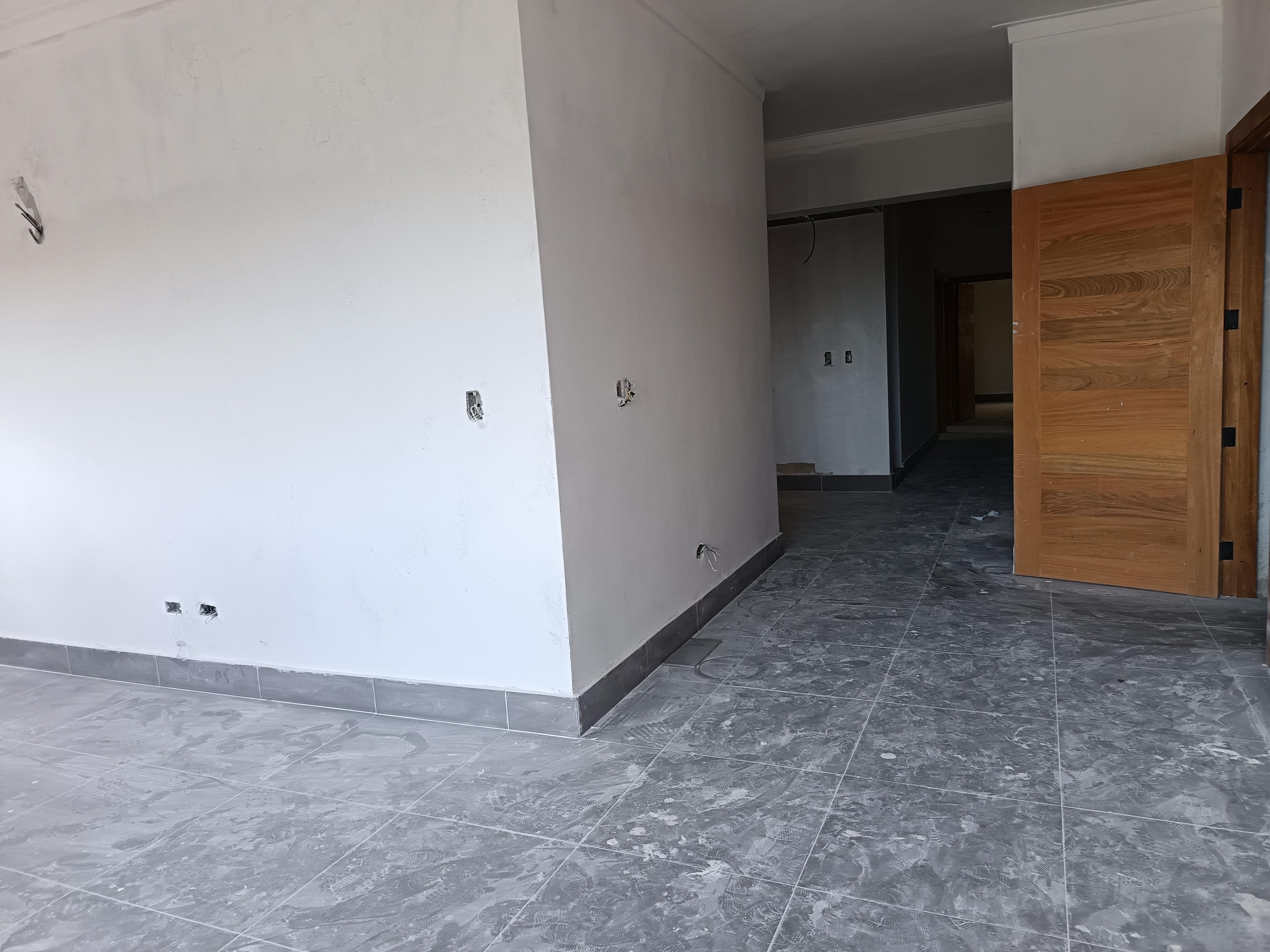 Apartamento 148 M2 con ascensor 3 Hab próximo a Down town Foto 7267154-5.jpg