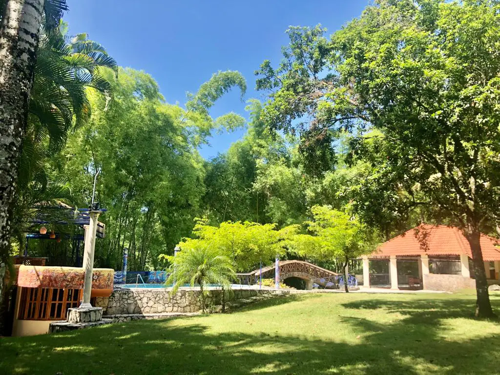 Finca de 11 tareas con casa campestre con río Masipedro dentro y pisci Foto 7267163-4.jpg