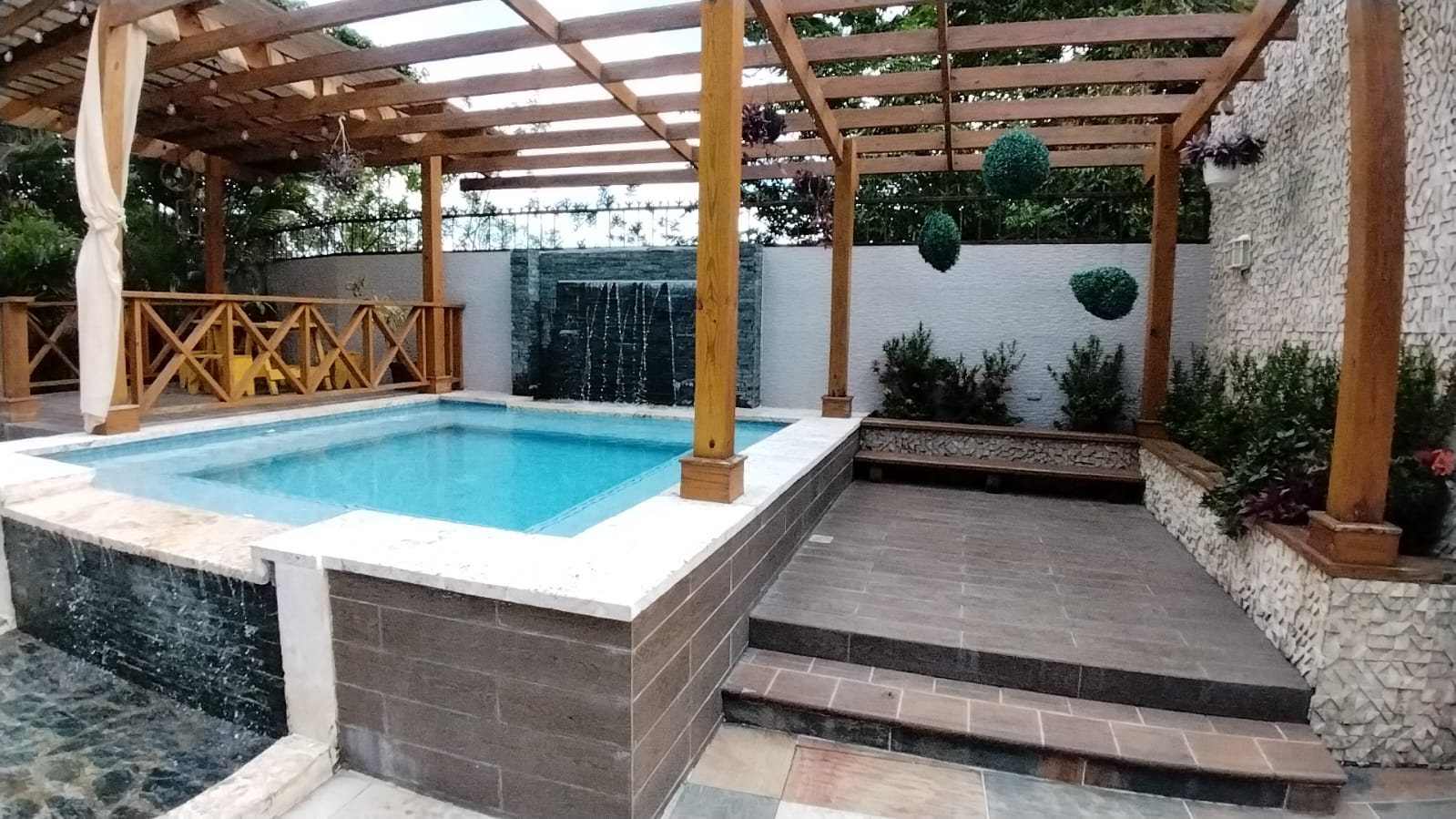 Majestuosa casa campestre con piscina Jacuzzi y el río Masipedro alred Foto 7267164-8.jpg