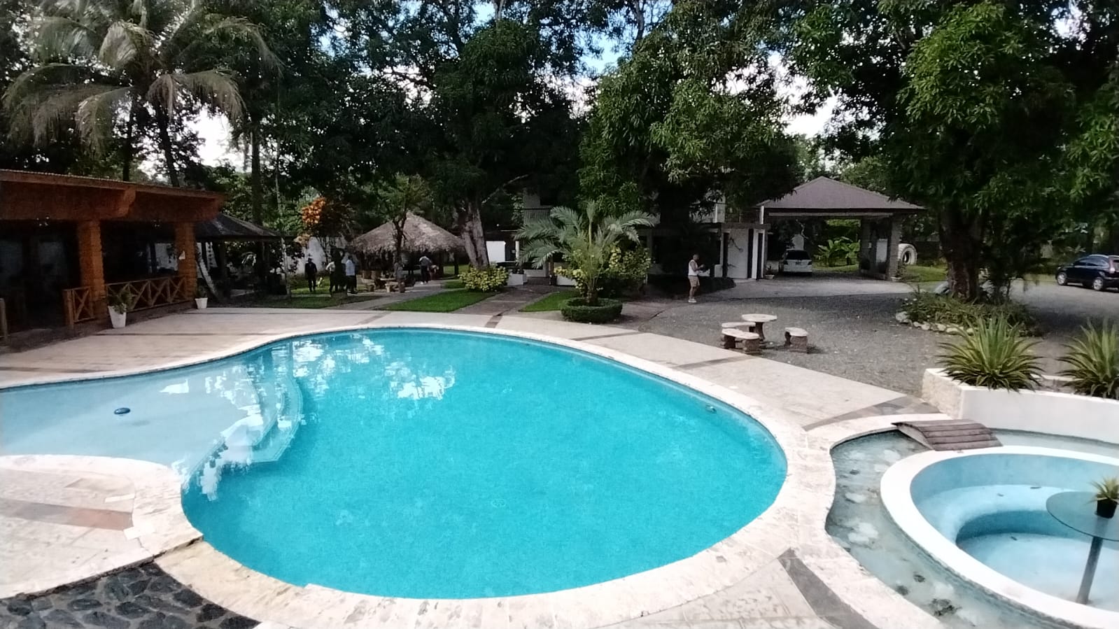 Majestuosa casa campestre con piscina Jacuzzi y el río Masipedro alred Foto 7267164-9.jpg