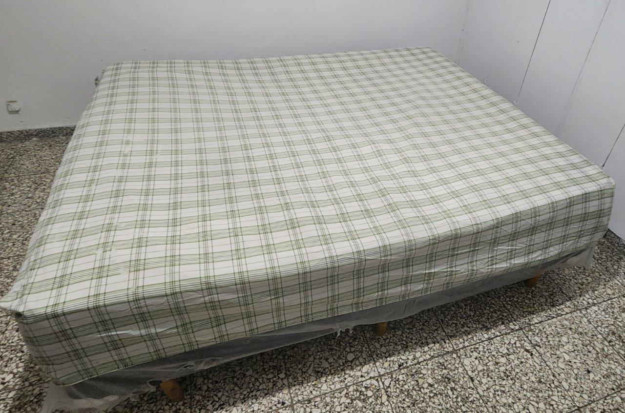 CAMA QUEEN SIZE PILLOW TOP EN SU FUNDA ORIGINAL ORIGINAL CON BASE Foto 7267326-10.jpg