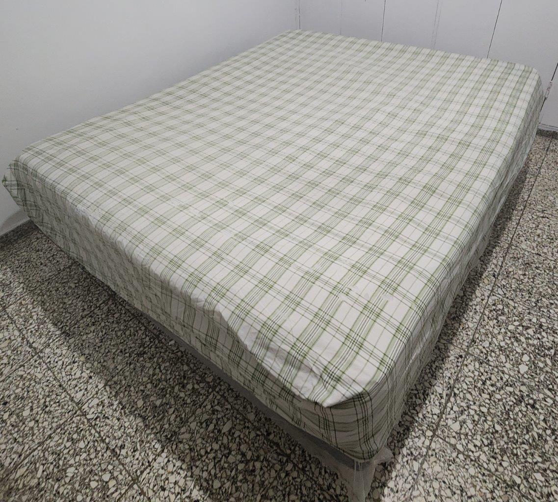 CAMA QUEEN SIZE PILLOW TOP EN SU FUNDA ORIGINAL ORIGINAL CON BASE Foto 7267326-9.jpg