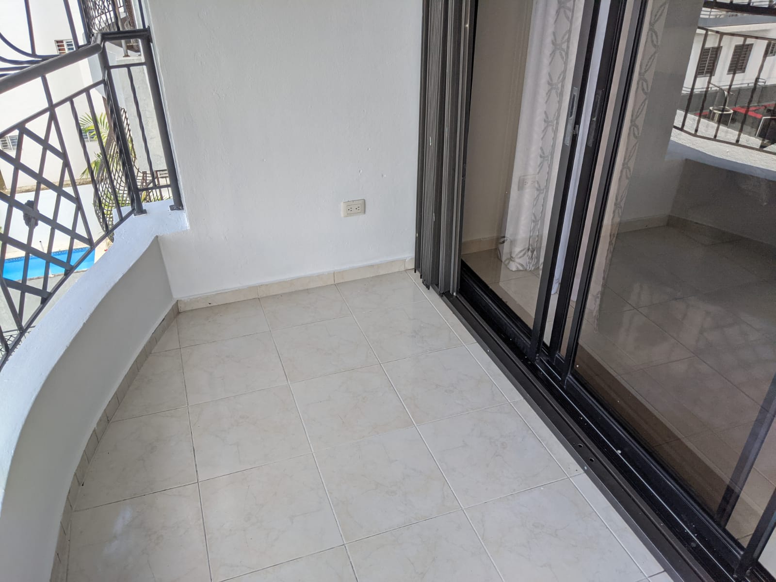 Apartamento cómodo en Alquiler en Evaristo Morales Amueblado Foto 7267461-1.jpg