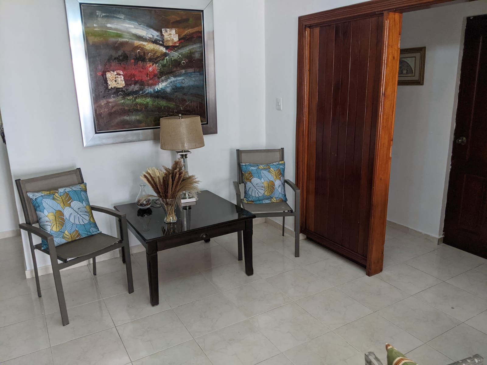 Apartamento cómodo en Alquiler en Evaristo Morales Amueblado Foto 7267461-2.jpg