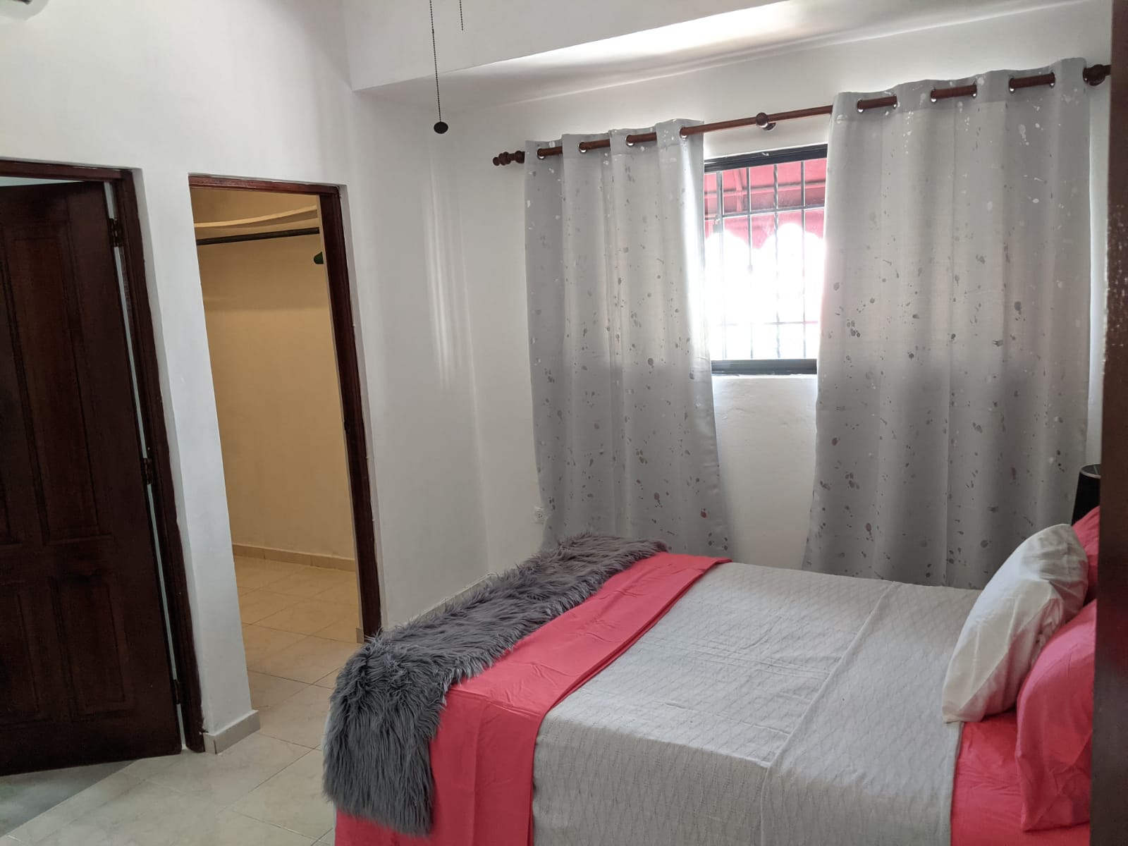 Apartamento cómodo en Alquiler en Evaristo Morales Amueblado Foto 7267461-9.jpg