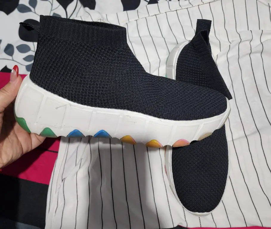 Tenis Zara – Estilo y Comodidad Foto 7267467-2.jpg