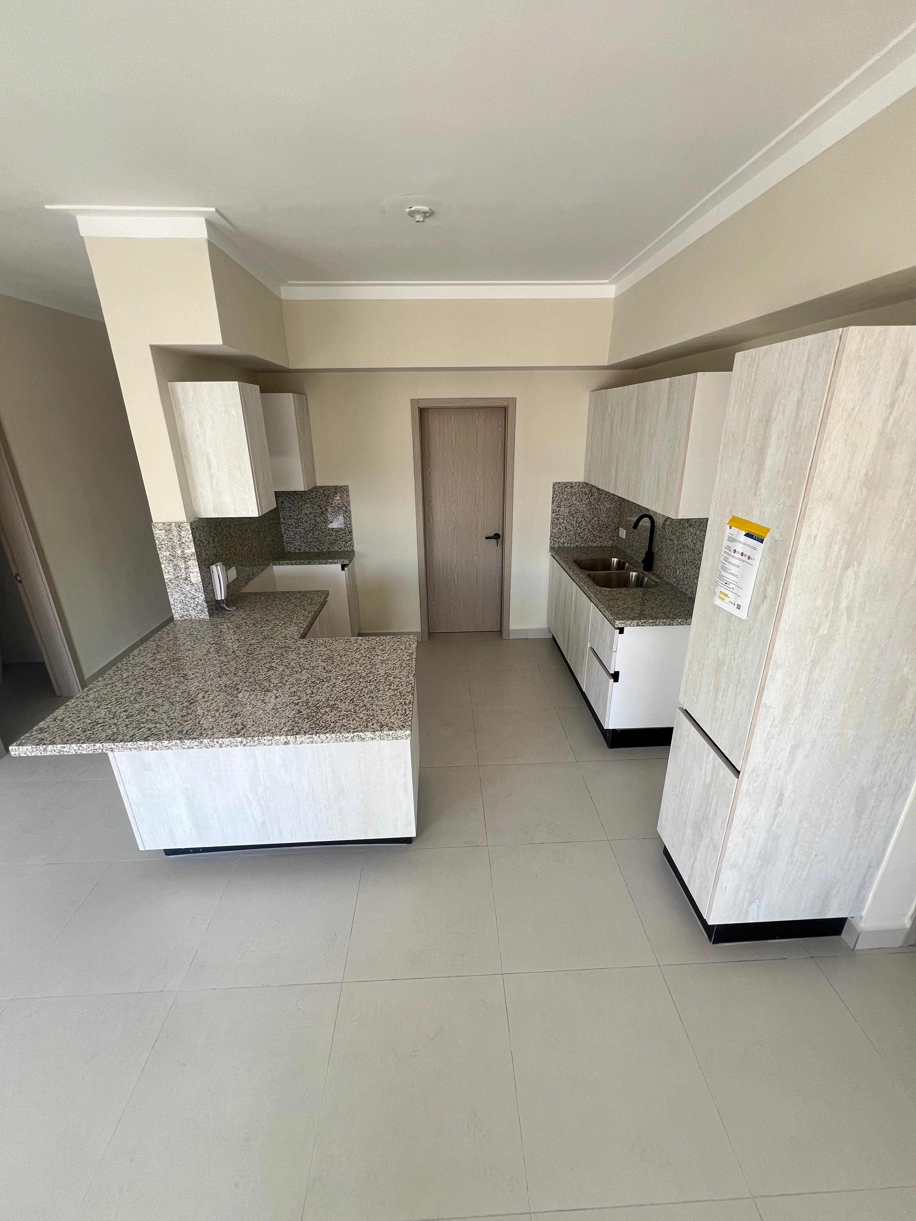 Apartamento en alquiler nuevo en Evaristo Morales Foto 7267473-1.jpg