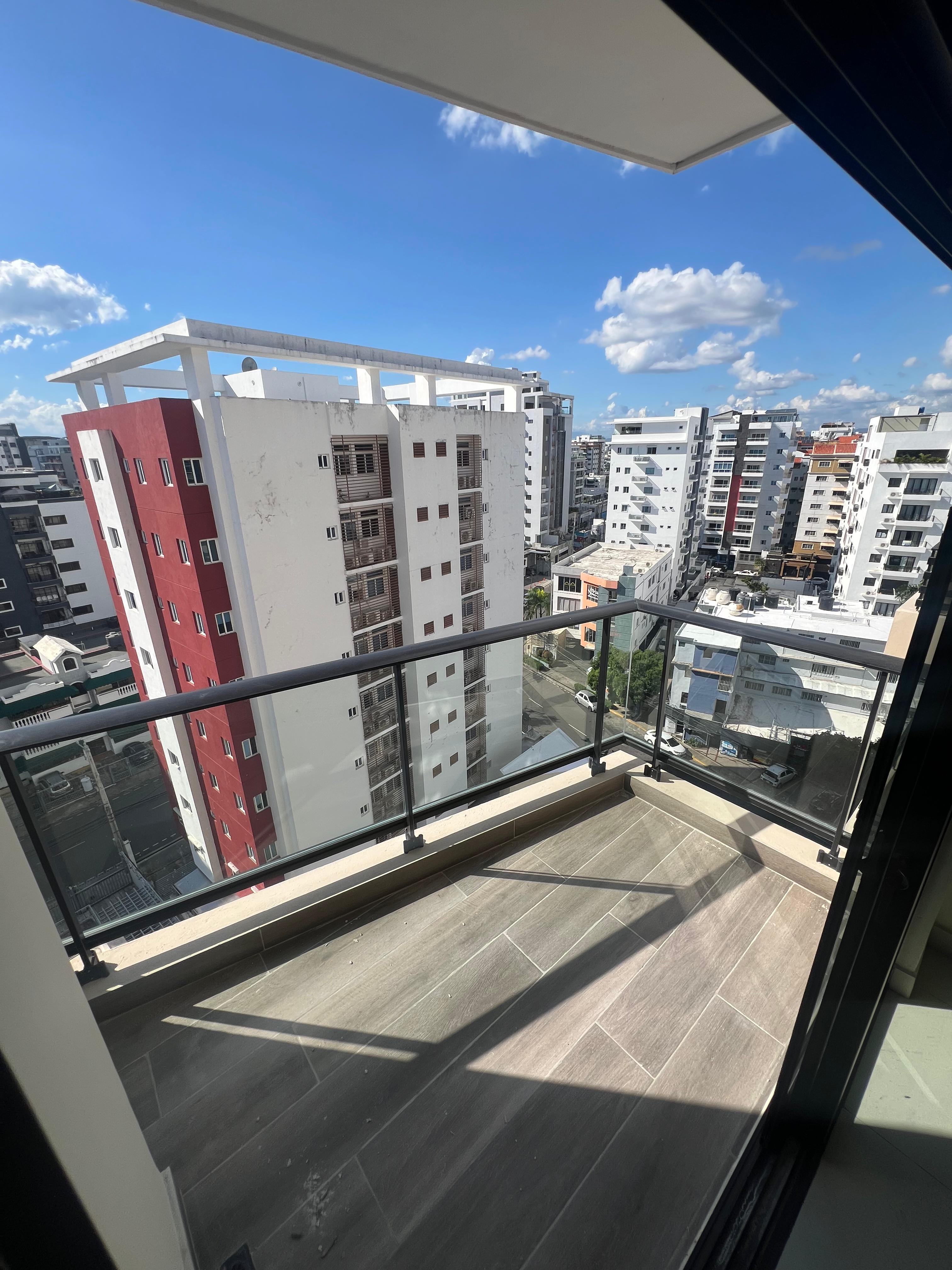 Apartamento en alquiler nuevo en Evaristo Morales Foto 7267473-12.jpg