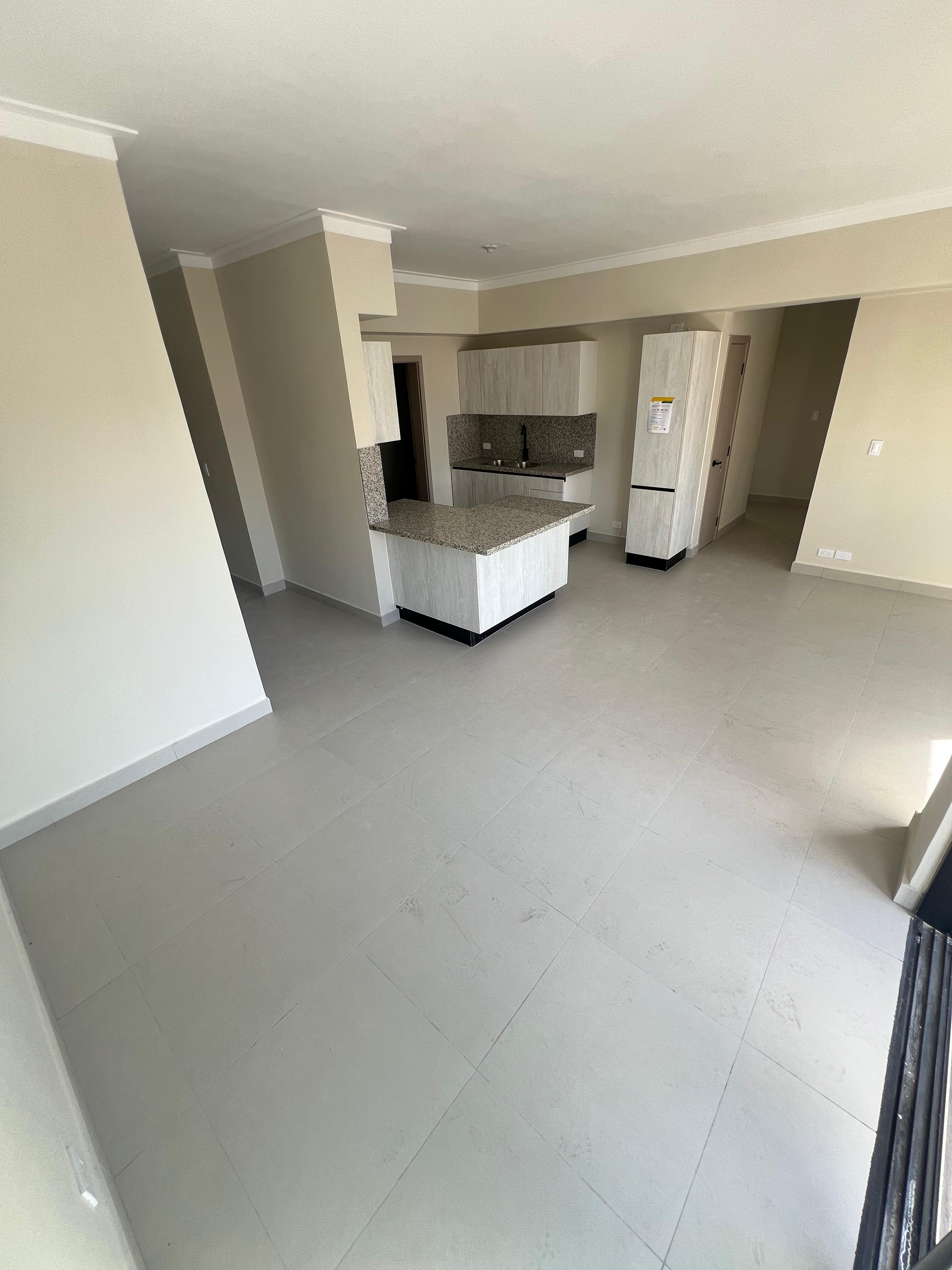 Apartamento en alquiler nuevo en Evaristo Morales Foto 7267473-2.jpg