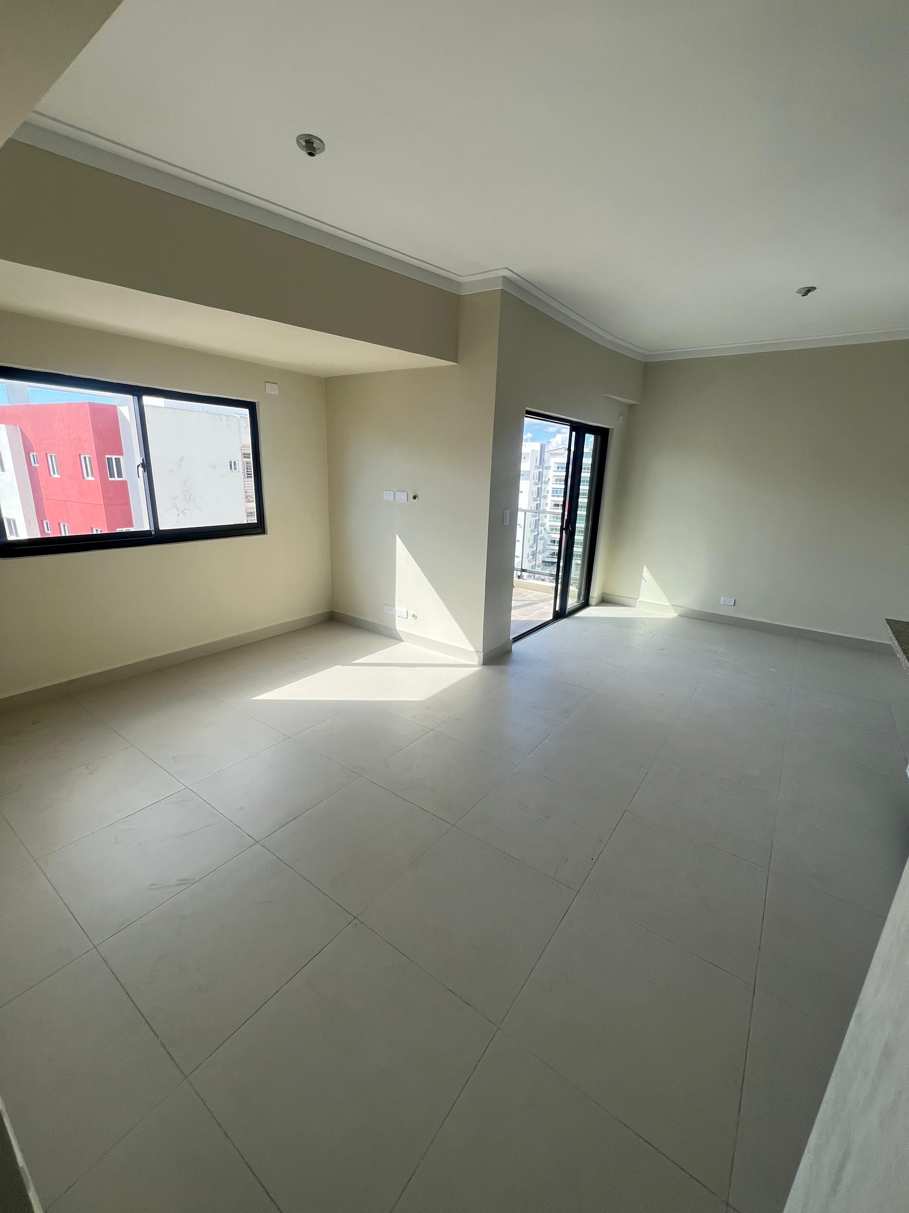 Apartamento en alquiler nuevo en Evaristo Morales Foto 7267473-9.jpg