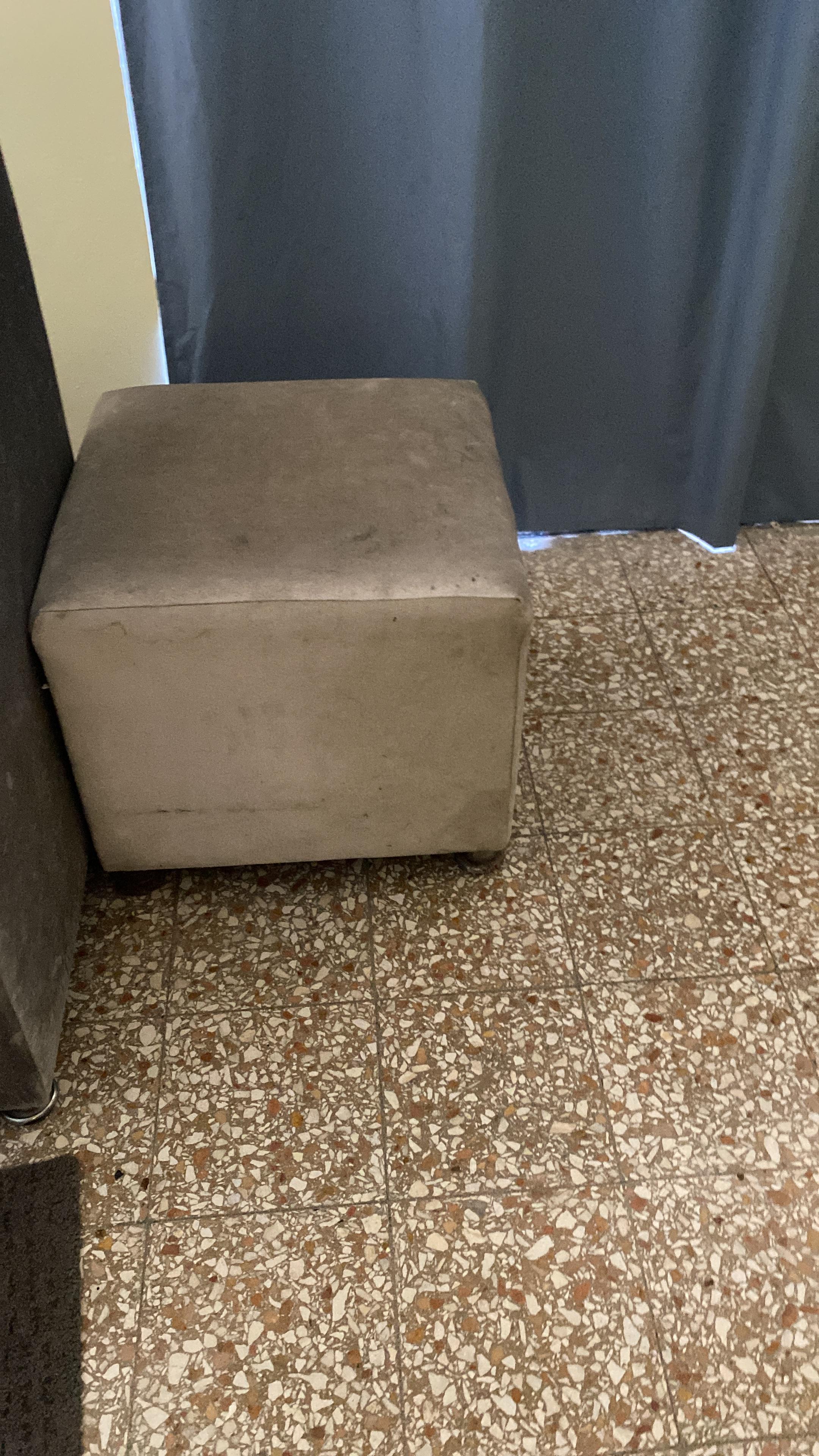 Vendo comedor usado como nuevo porotomanes por  Cambio de casa. Ligera Foto 7267516-2.jpg